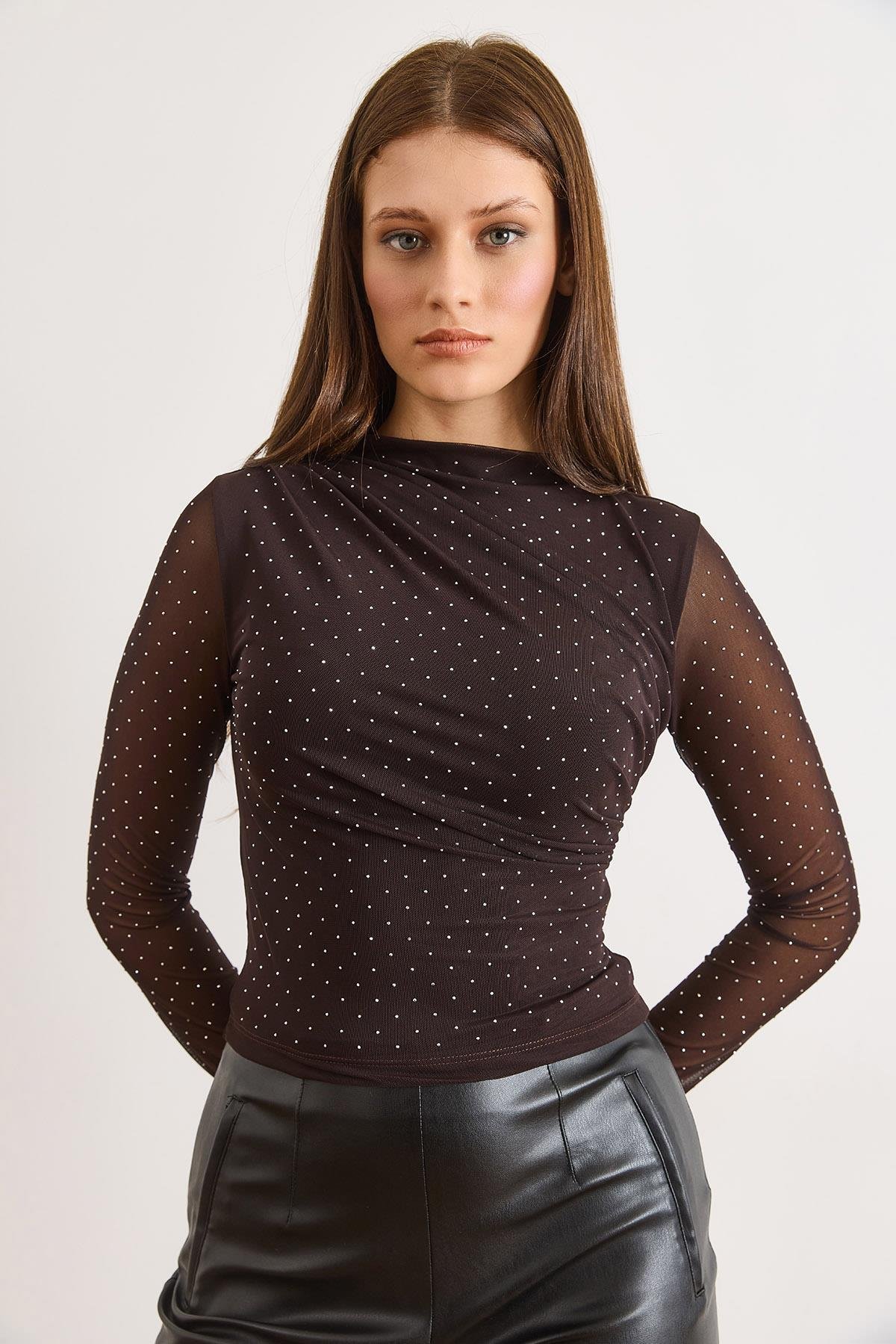 Payetli Drape Detaylı Astarlı Şık Tül Bluz Acı Kahve
