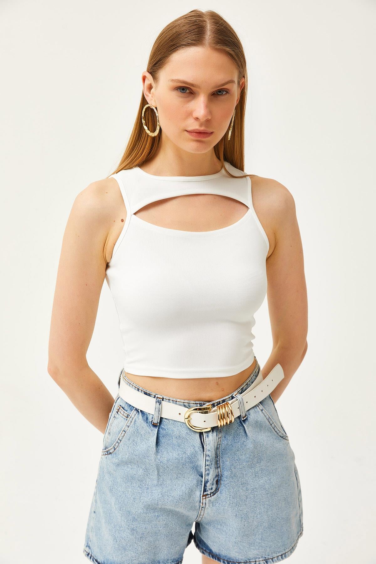 Roba Dekolteli İnce Fitilli Crop Ottoman Bluz Ekru