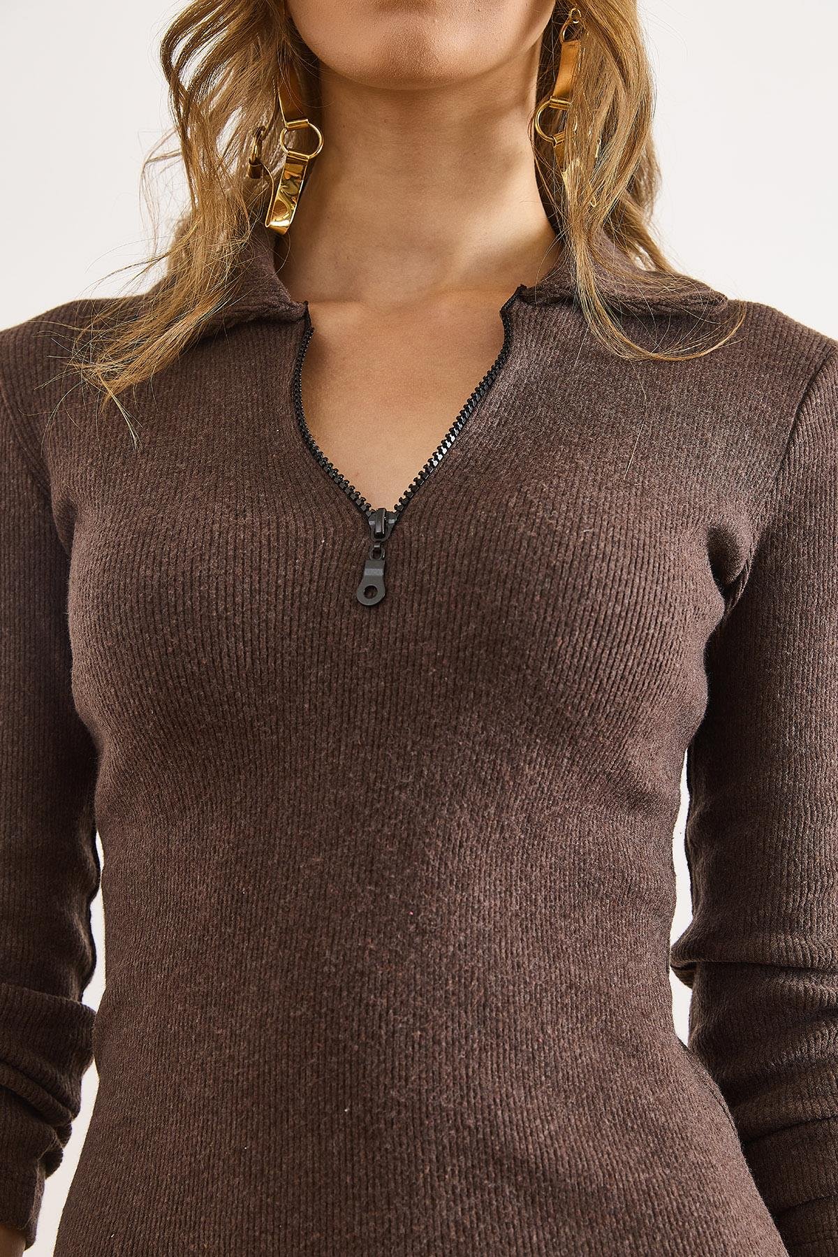 Şardonlu Fermuarlı Basic Mini Elbise Kahverengi