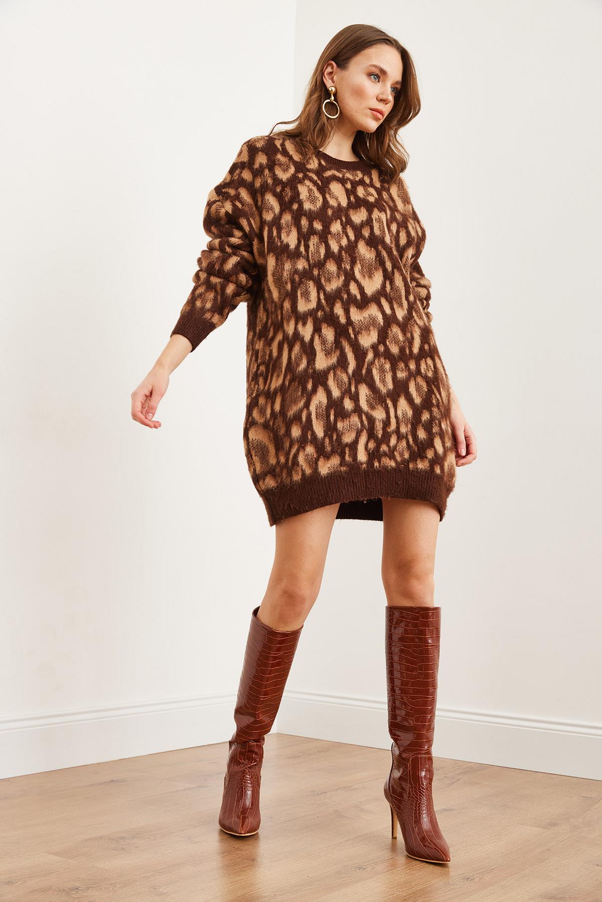 Şardonlu Oversize Leopar Tunik Elbise Camel