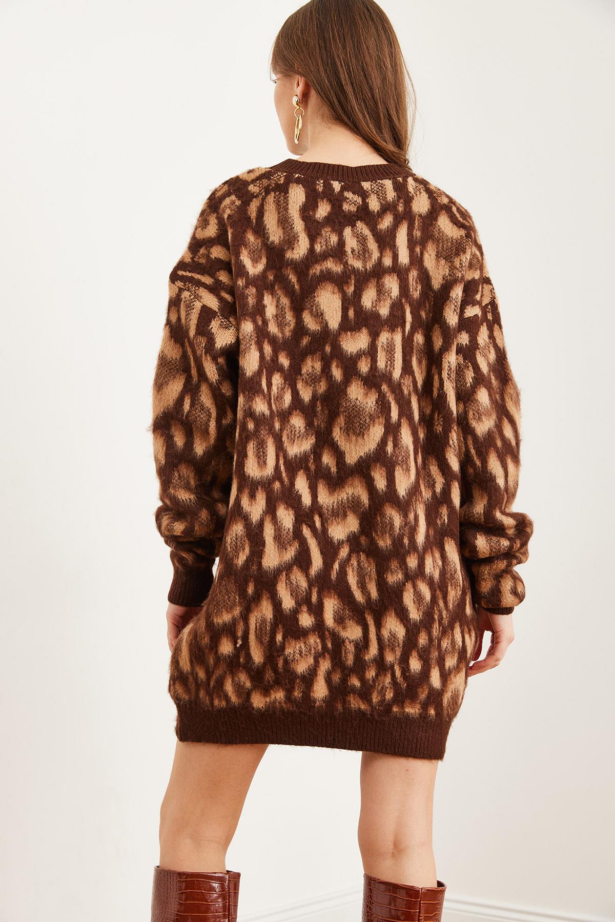 Şardonlu Oversize Leopar Tunik Elbise Camel