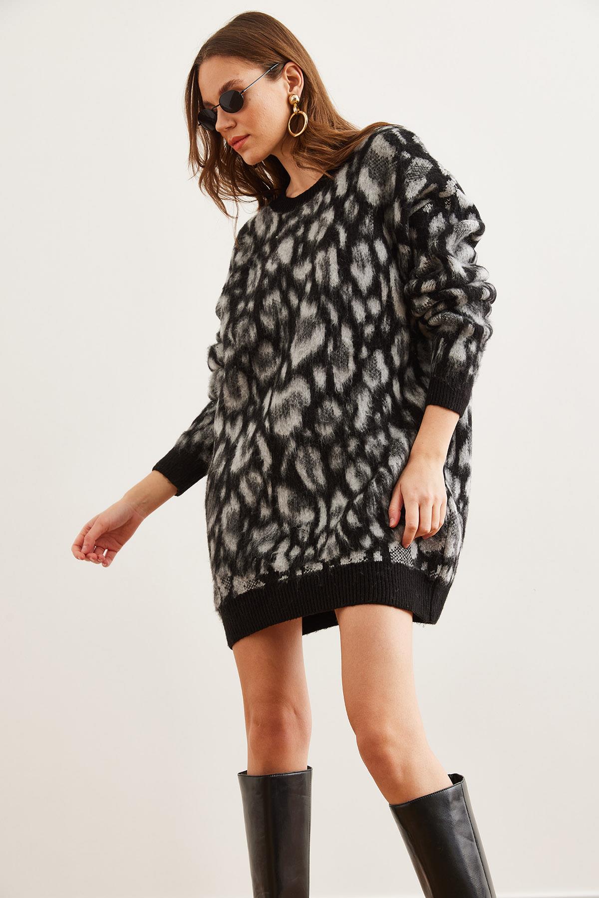 Şardonlu Oversize Leopar Tunik Elbise Siyah