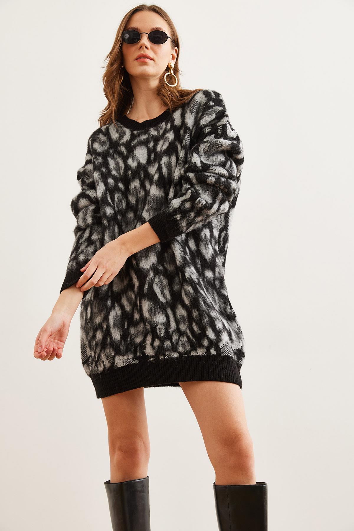 Şardonlu Oversize Leopar Tunik Elbise Siyah
