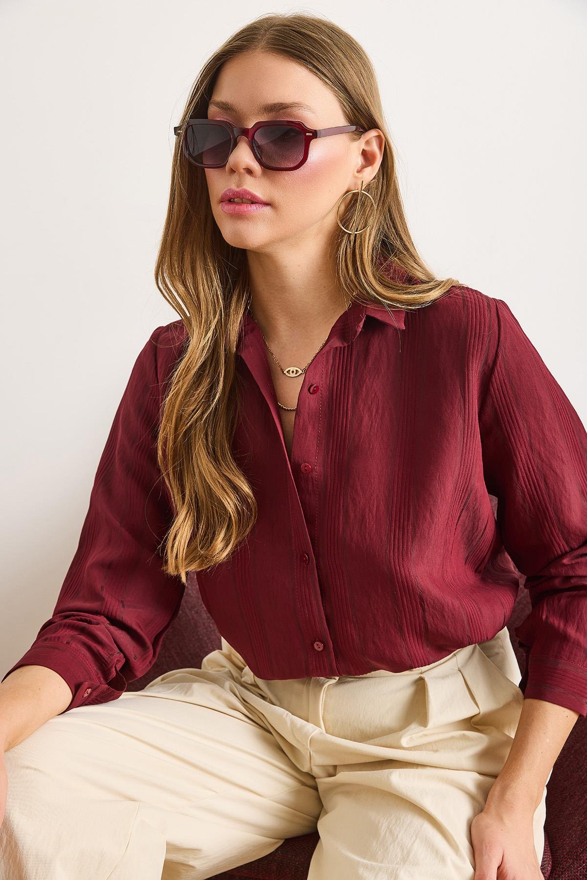 Transparan Şeritli Regular Fit Dökümlü Gömlek Bordo