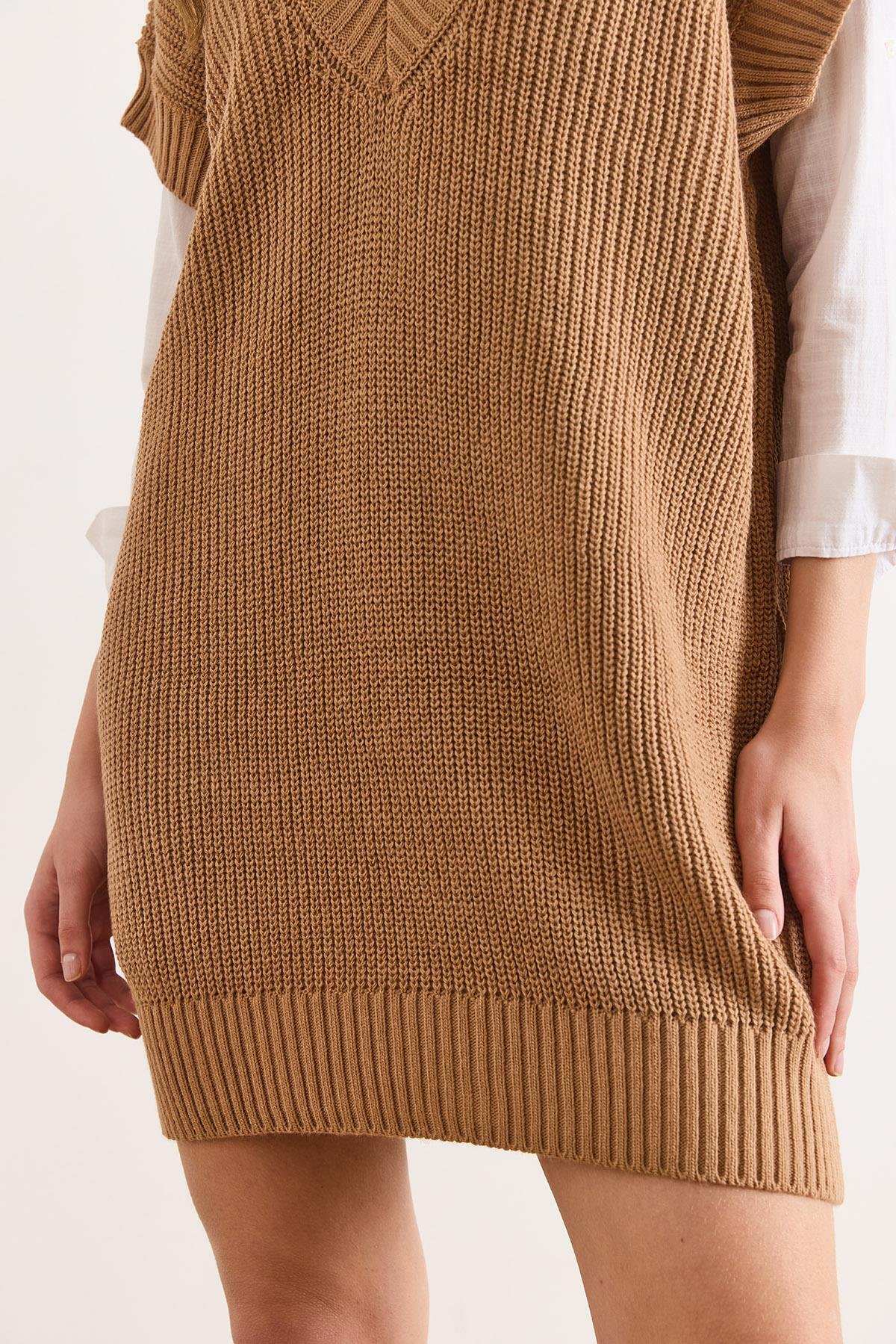 V Yaka Triko Tunik Elbise Camel