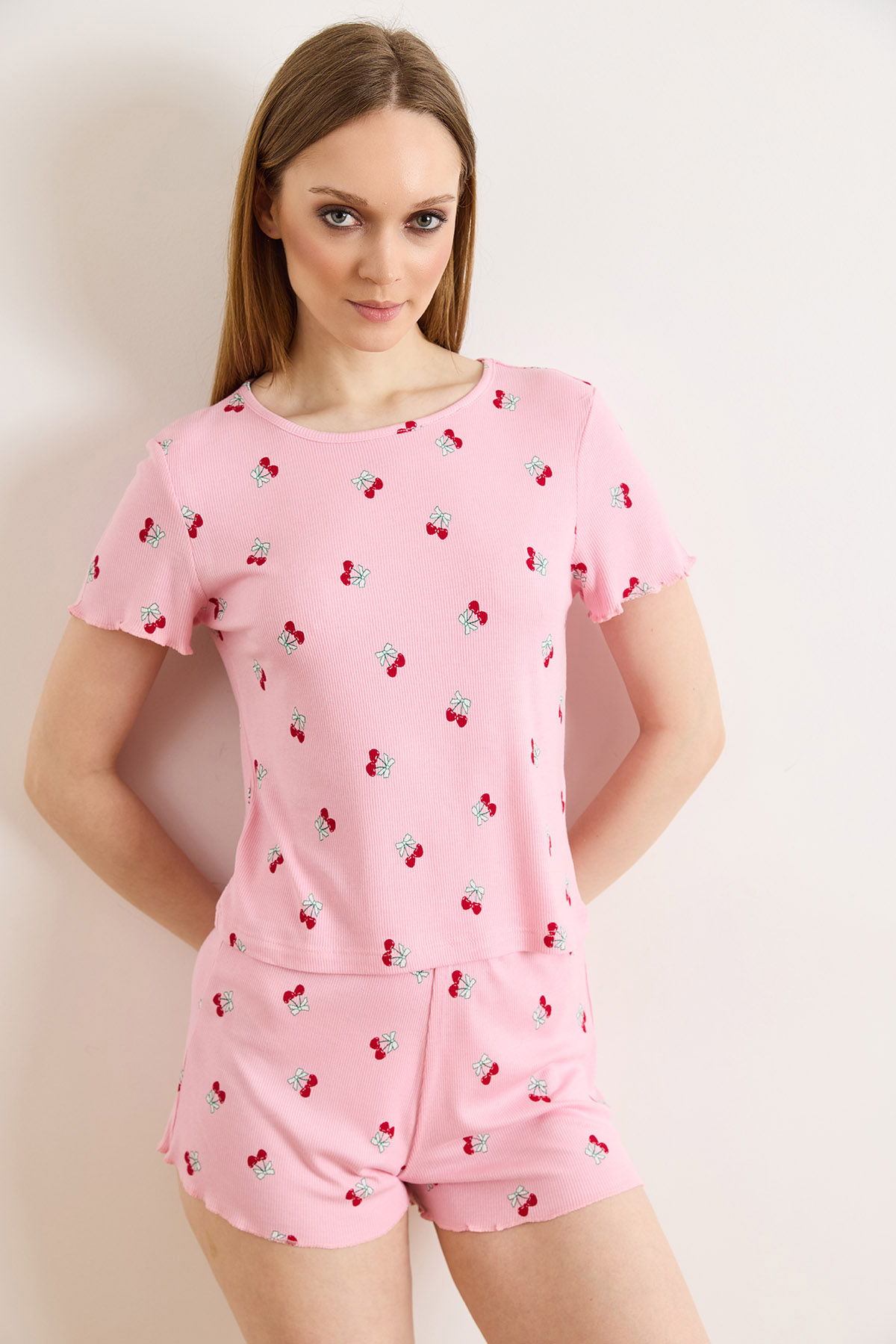 Viskon Şortlu Pijama Takımı Pembe Kiraz