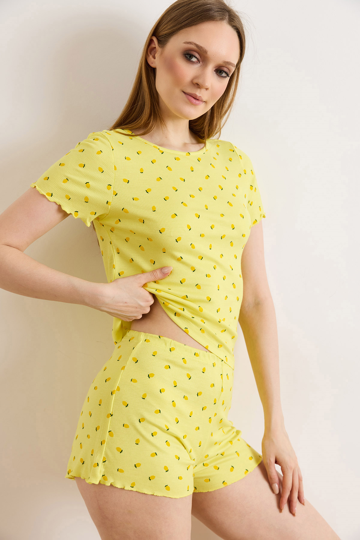 Viskon Şortlu Pijama Takımı Sarı Limon