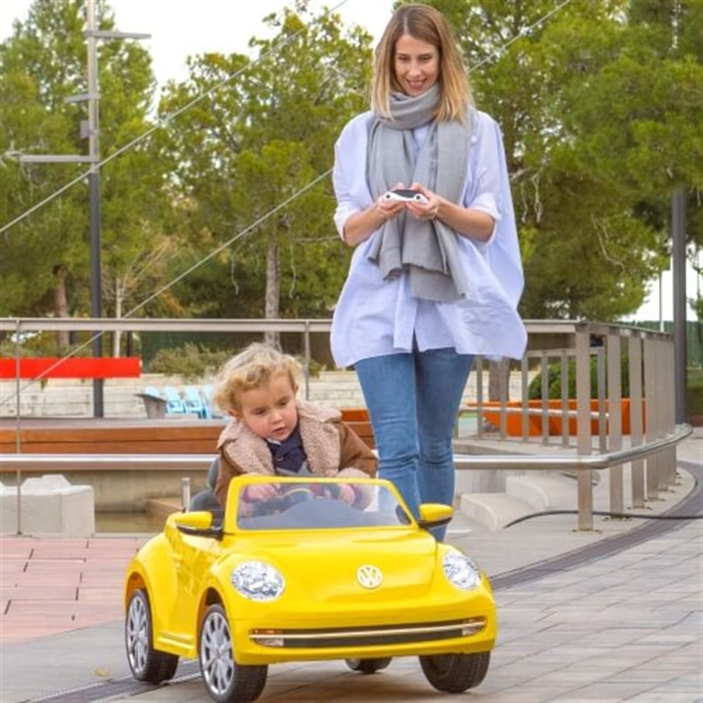 VW Beetle Convertible 12V Akülü Araba