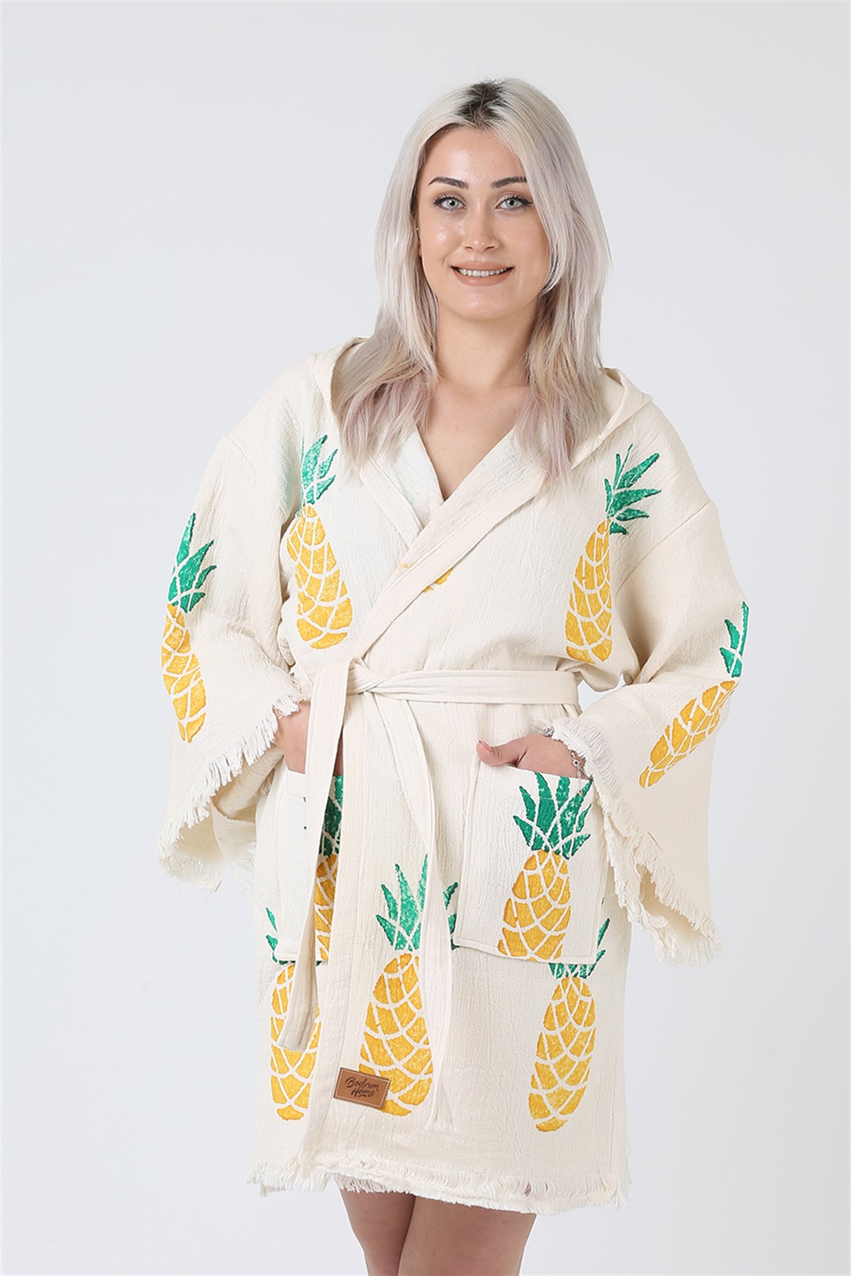 Kısa Kimono KapüşonluBODRUMHOME