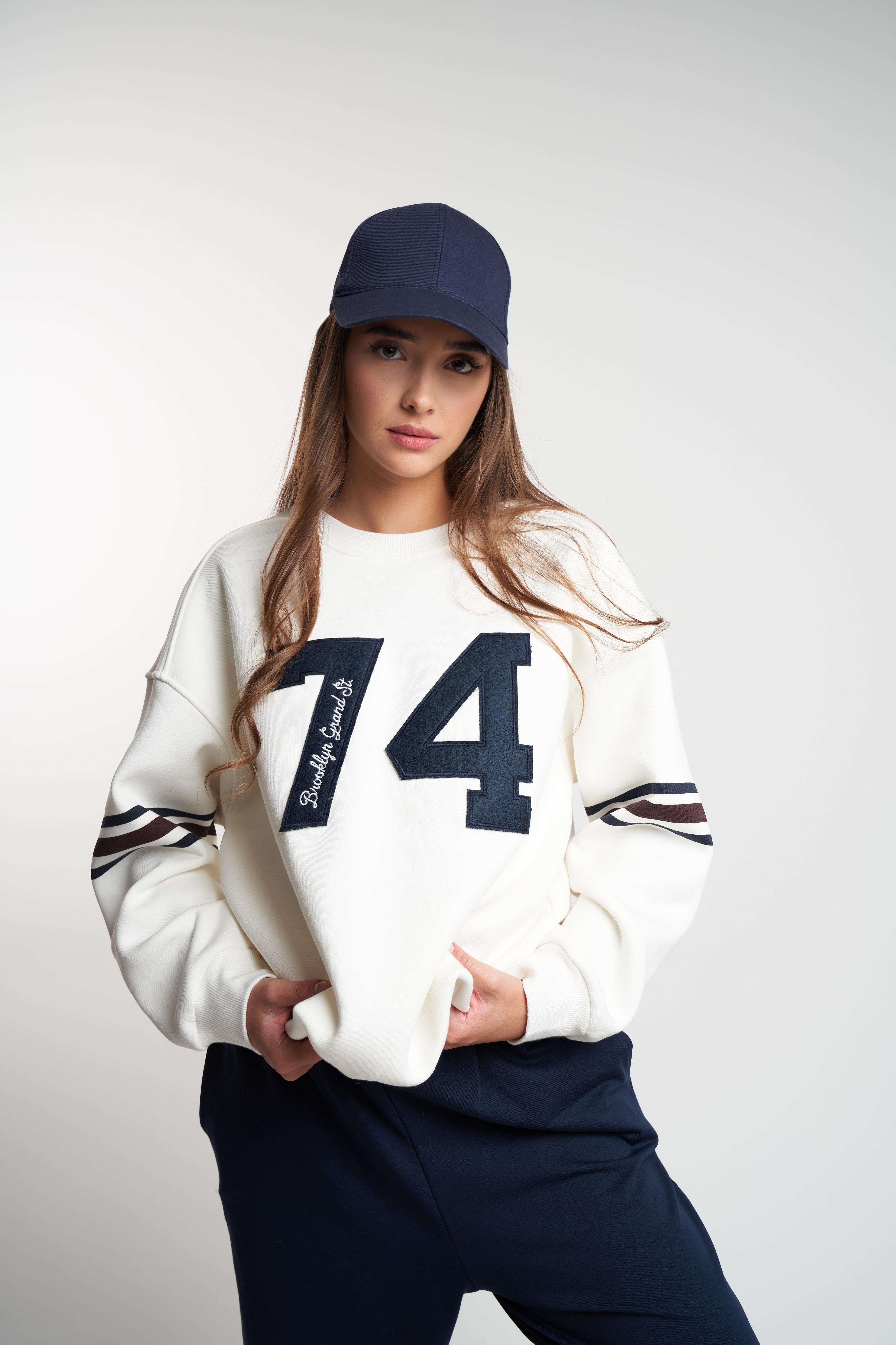 74 Sayı Baskılı Şardonlu Sweatshirt Ekru
