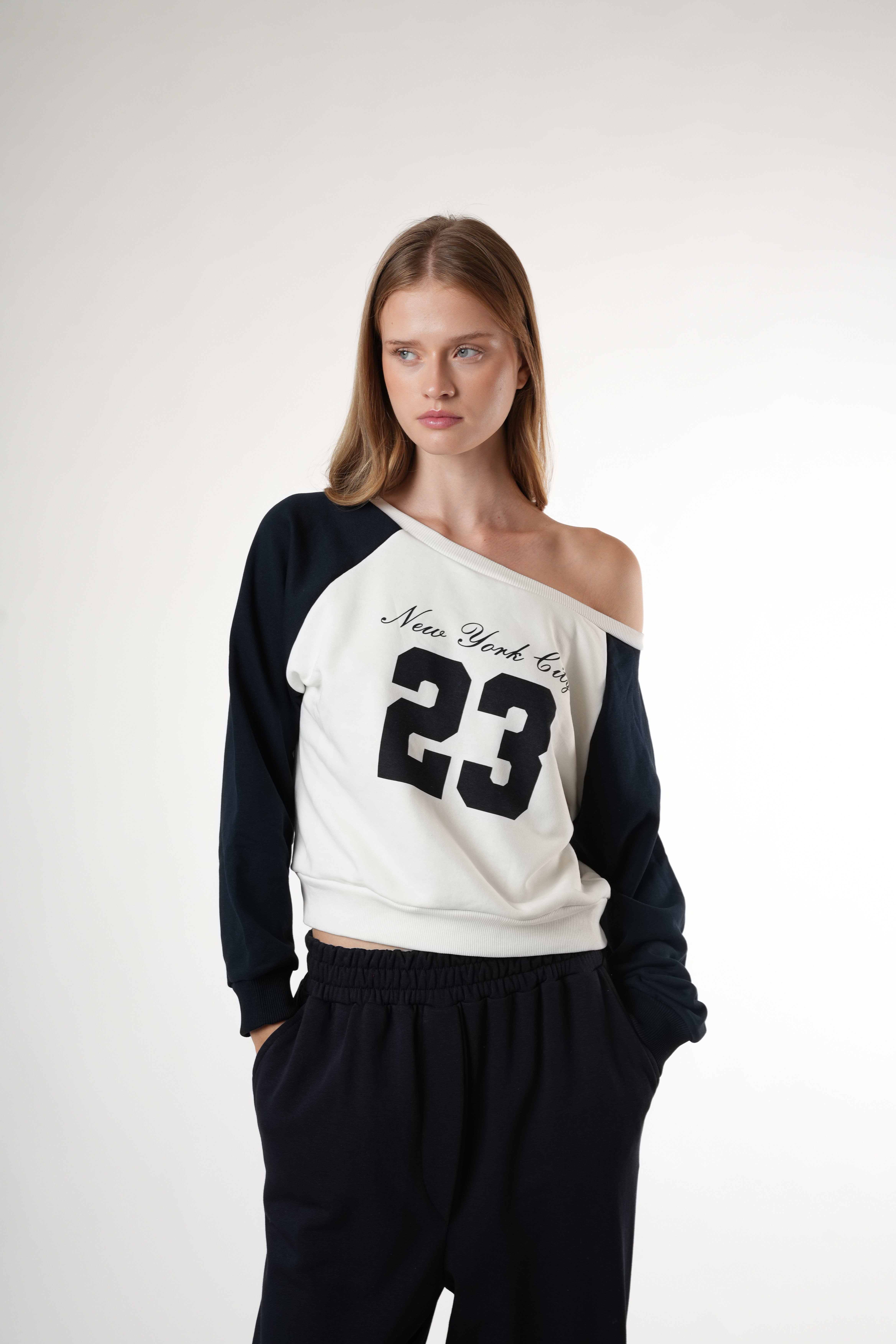 Baskılı Şardonsuz Sweatshirt Ekru
