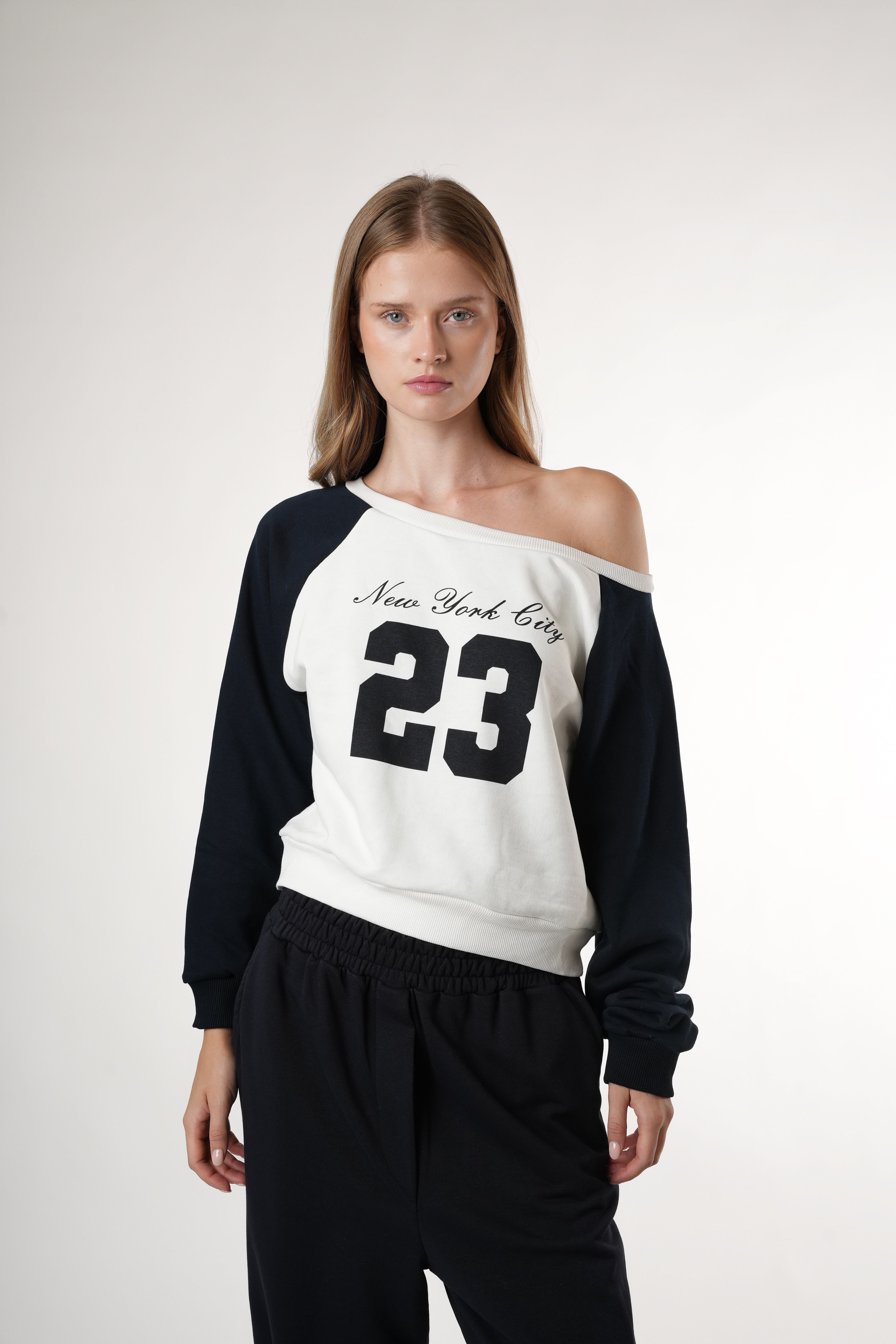 Baskılı Şardonsuz Sweatshirt Ekru