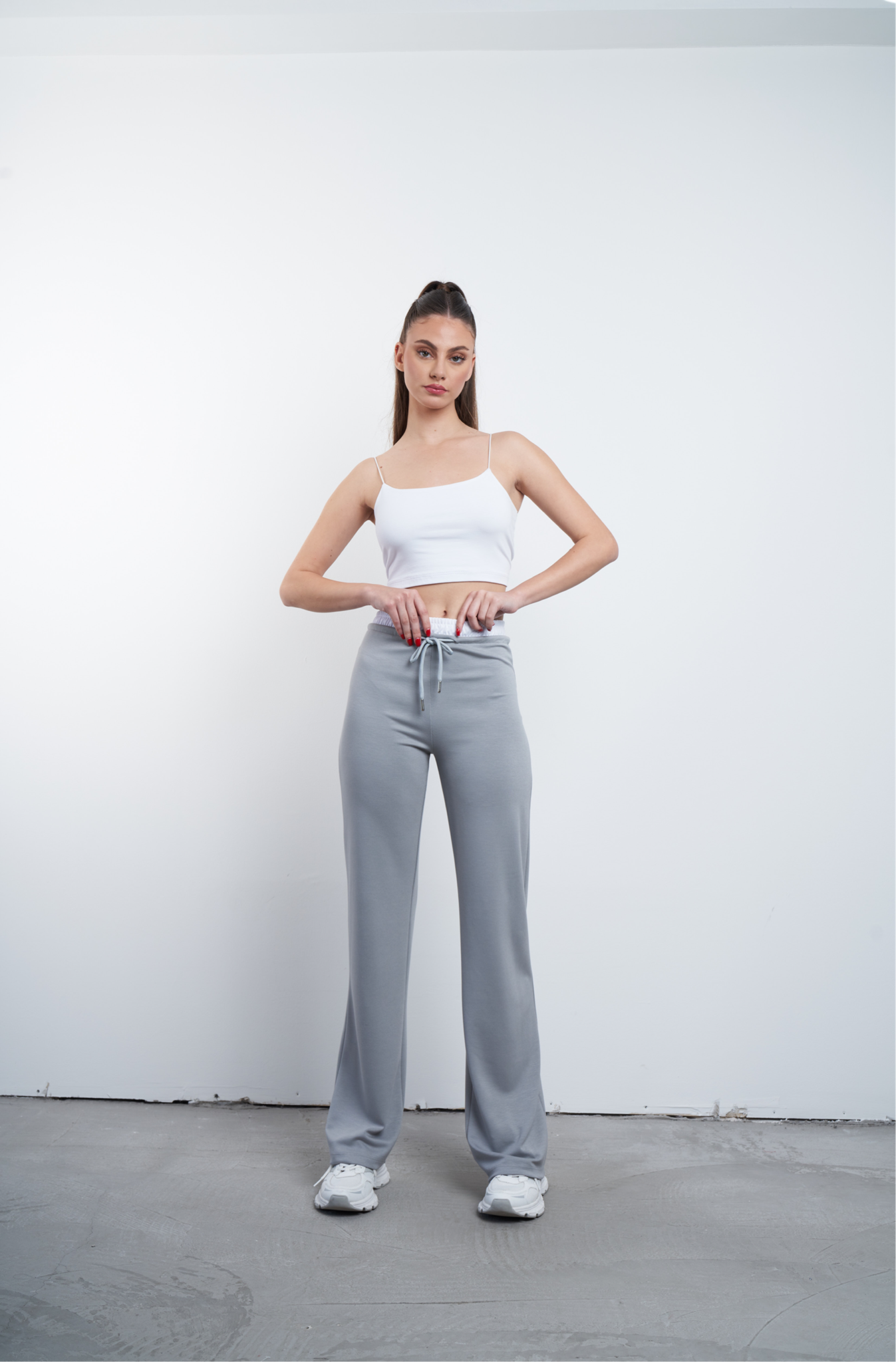 Bel Lastik Detaylı Pantolon Gri