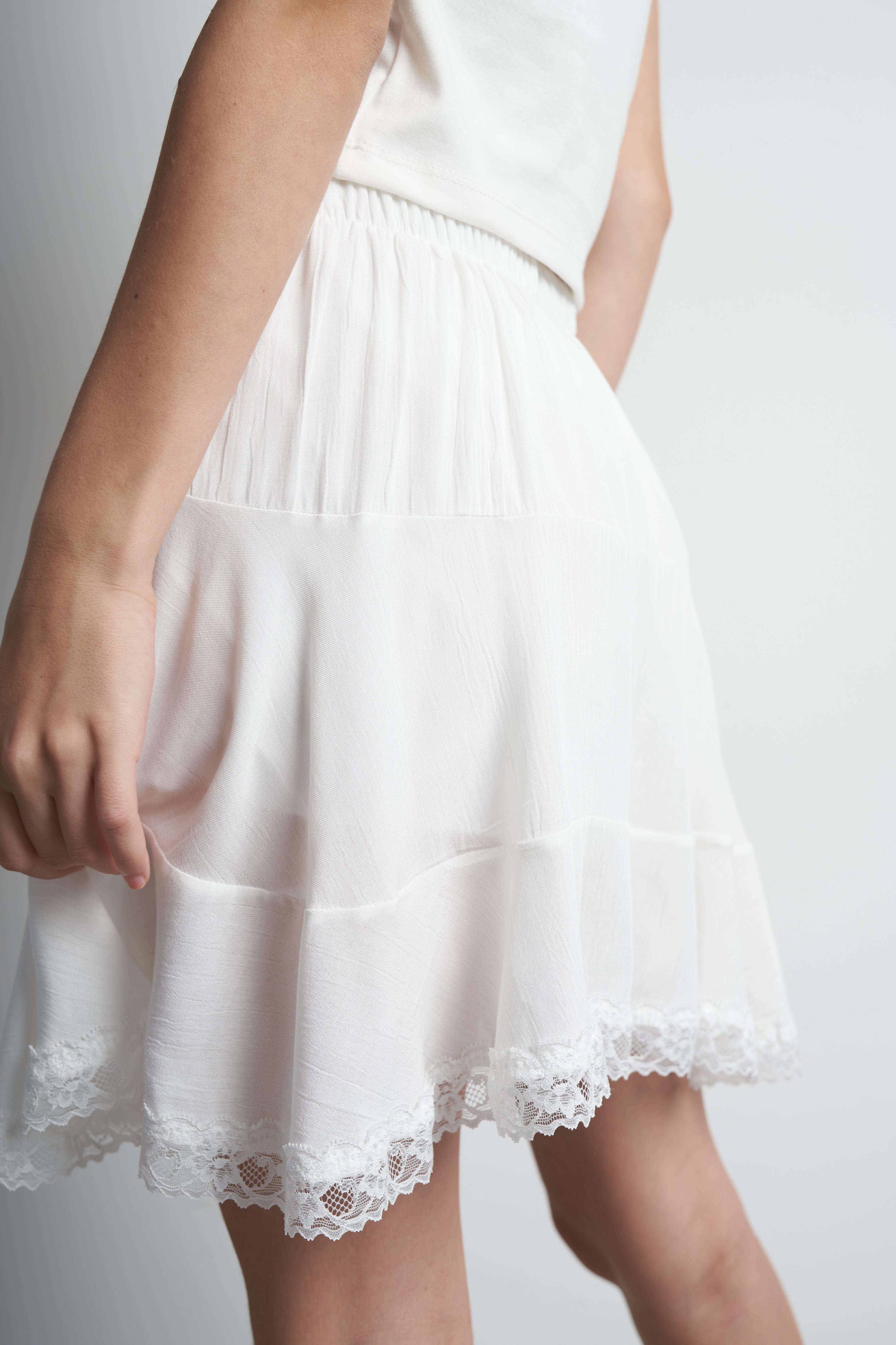 Bel Lastik Kısa Şort Etek Ekru