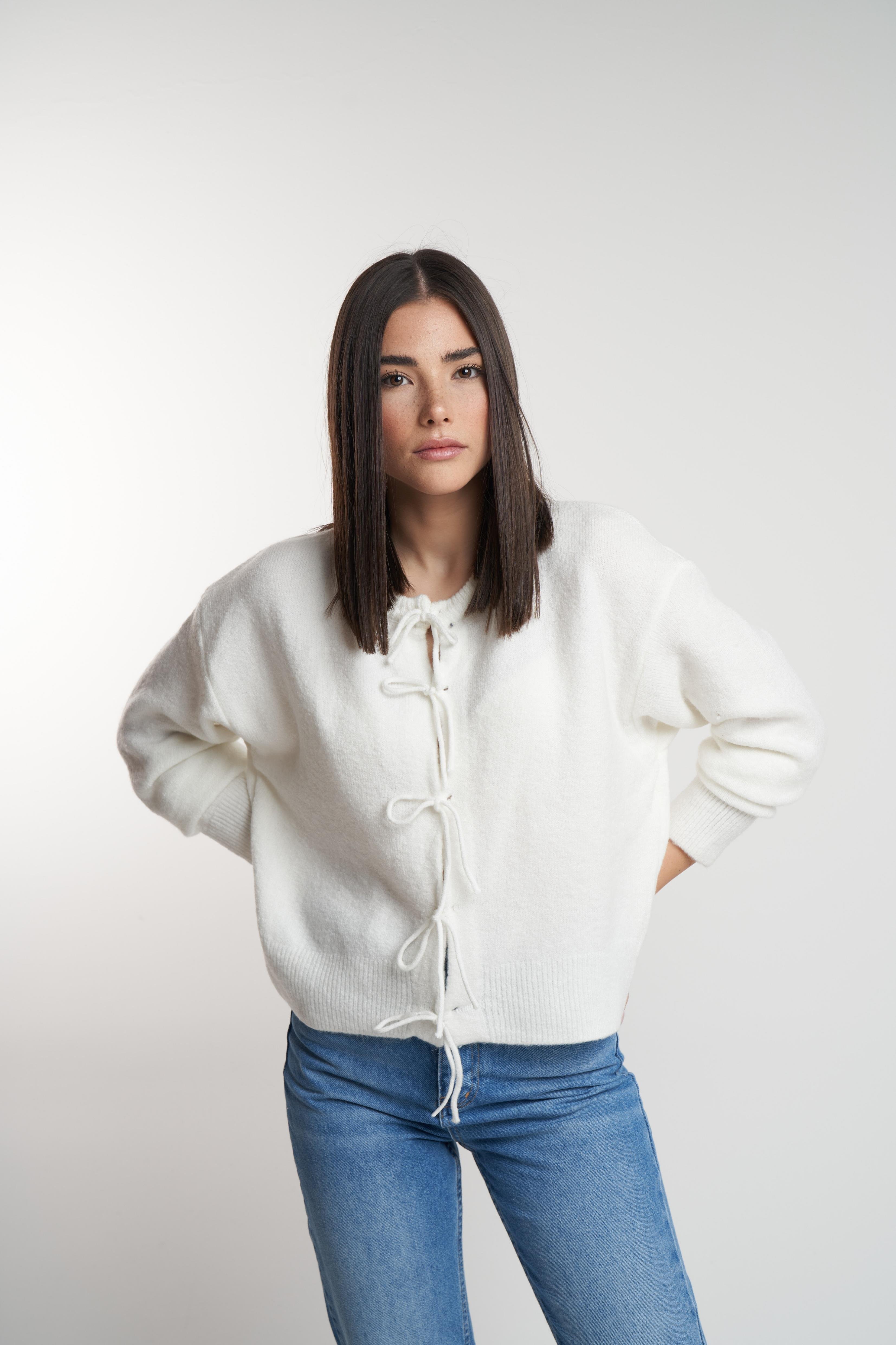 Bisiklet Yaka Bağlama Detaylı Kısa Hırka Ekru