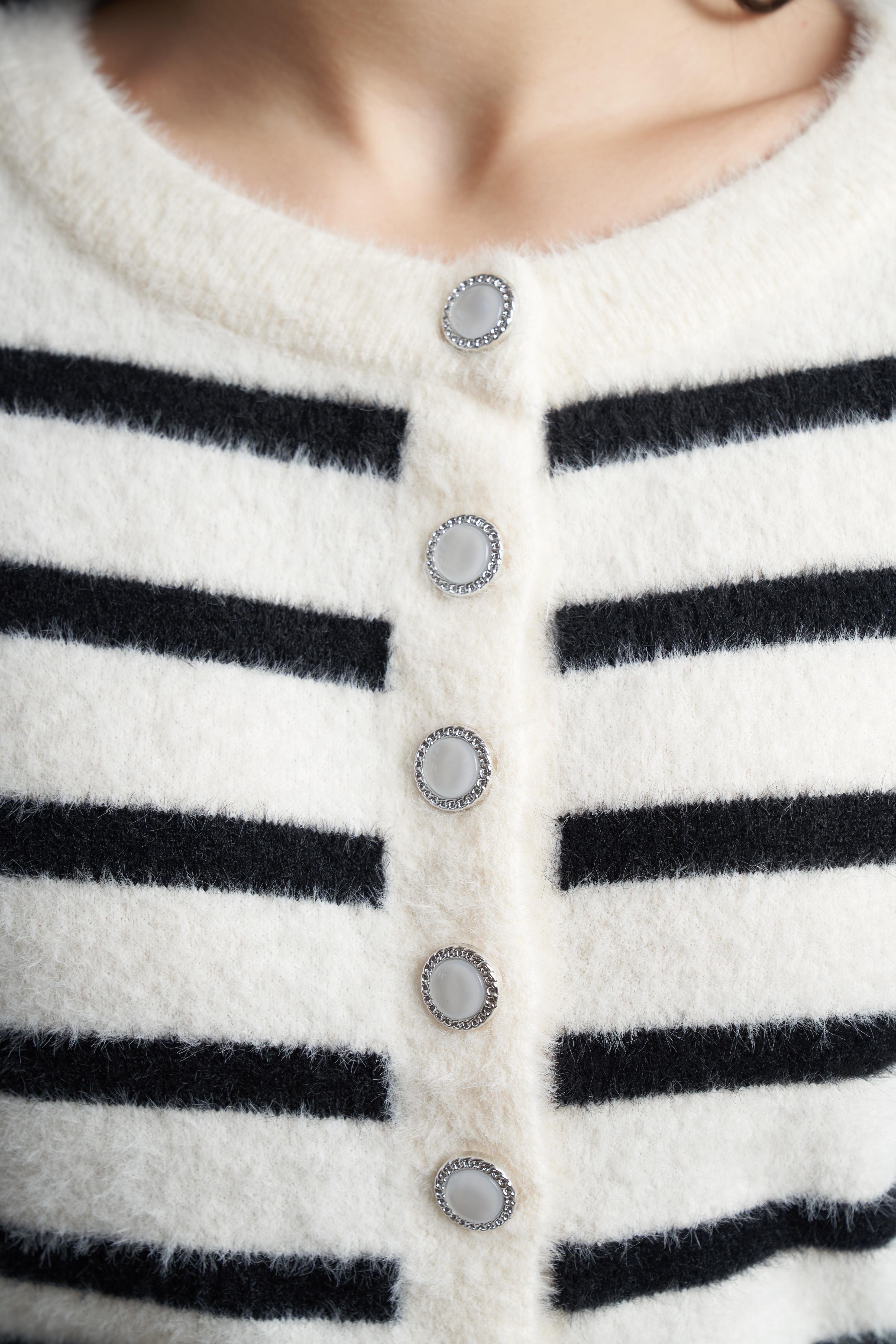 Bisiklet Yaka Çizgili Kısa Hırka Krem-Siyah