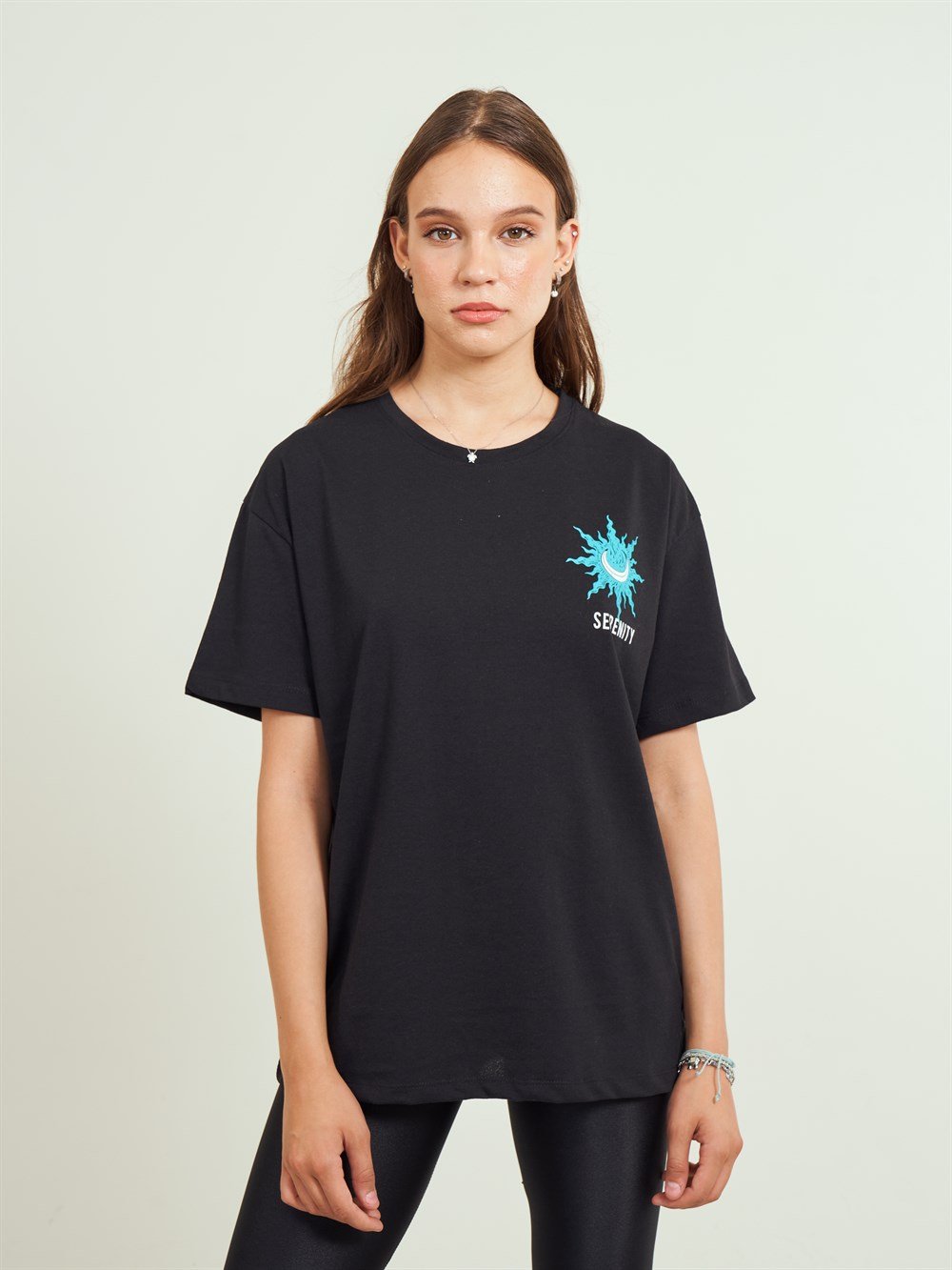 Bisiklet Yaka El Baskılı T-shirt