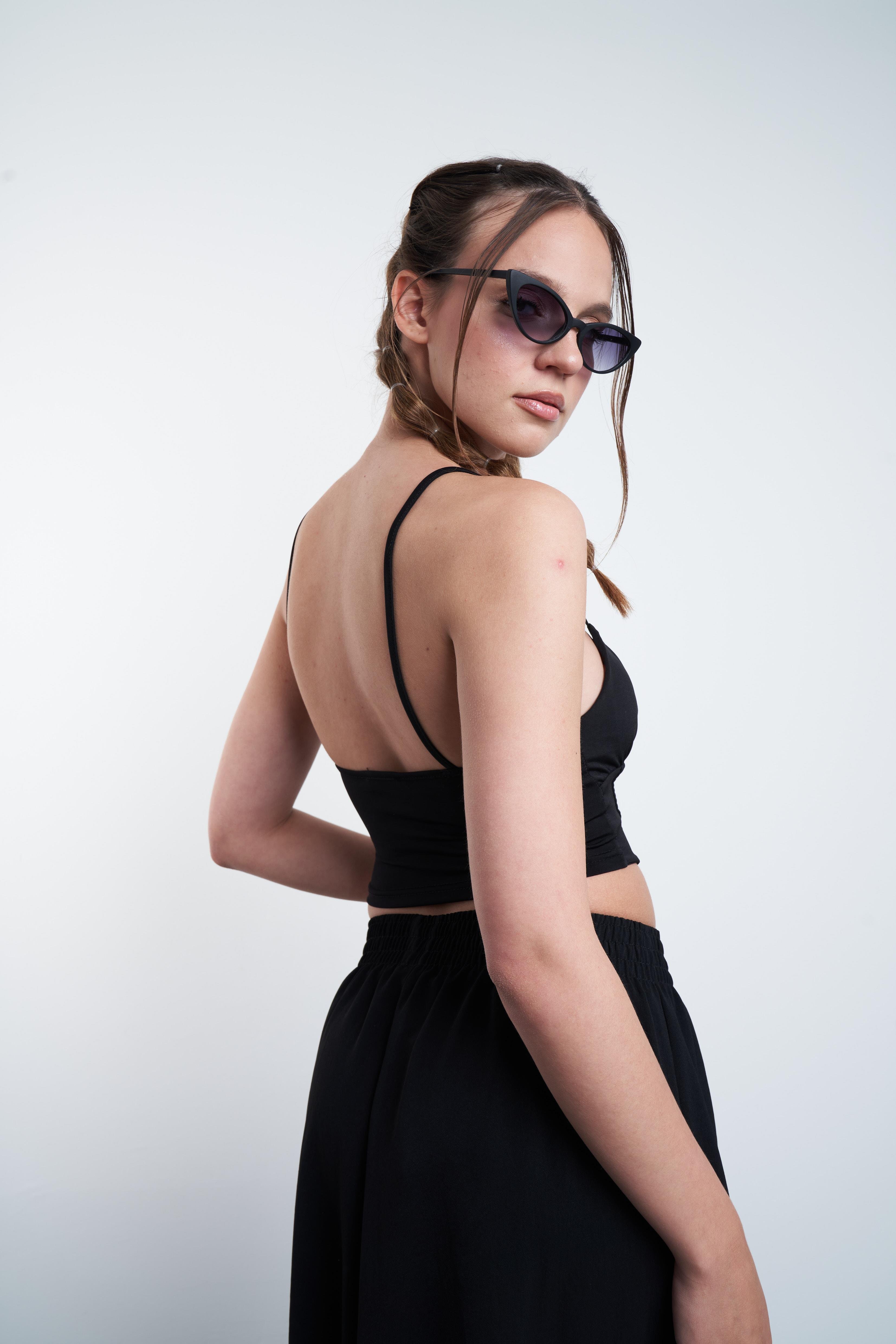 Biye Detaylı Crop Bluz Siyah