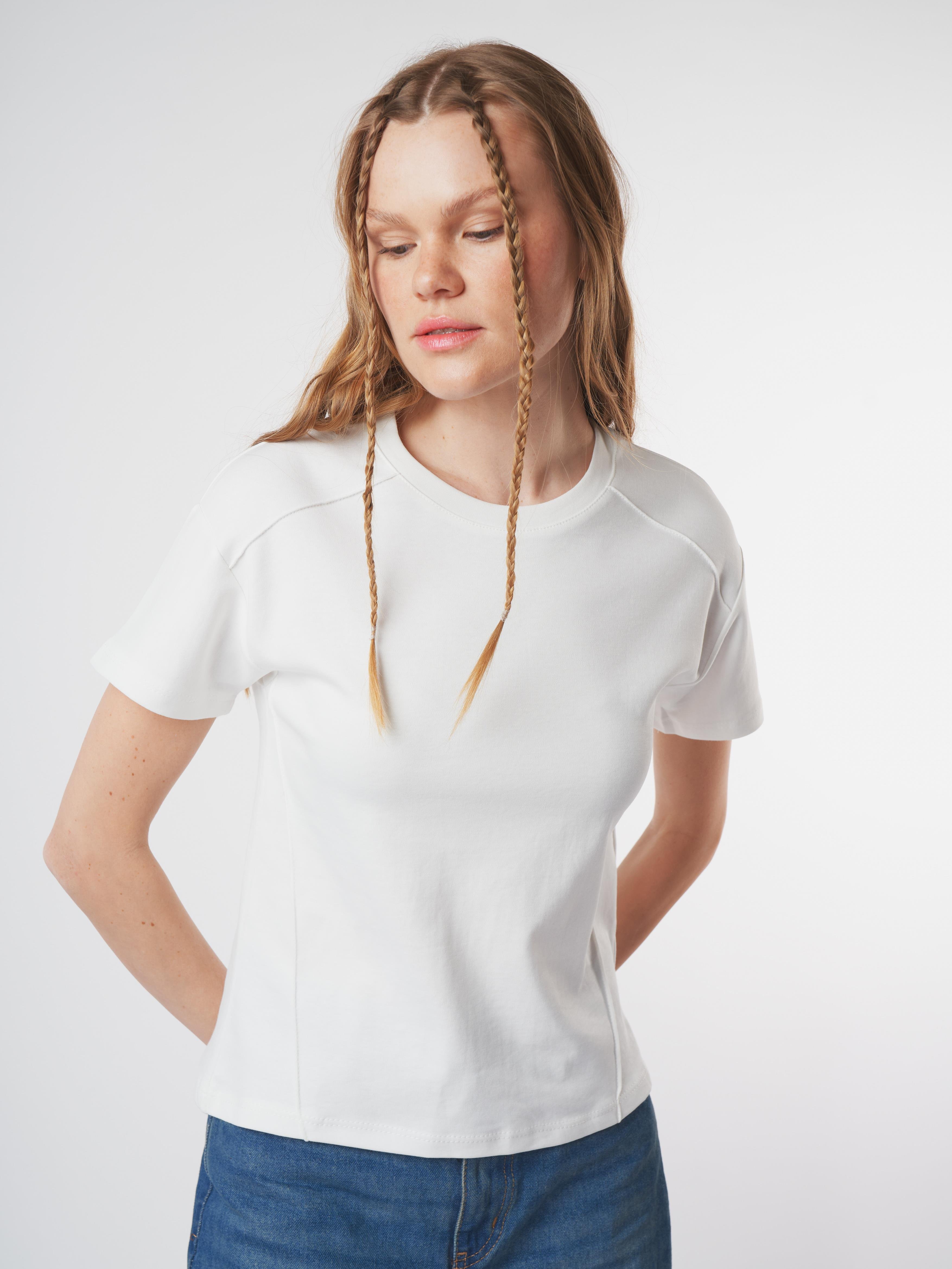 Biyeli Basic Kısa Kol Bluz Ekru