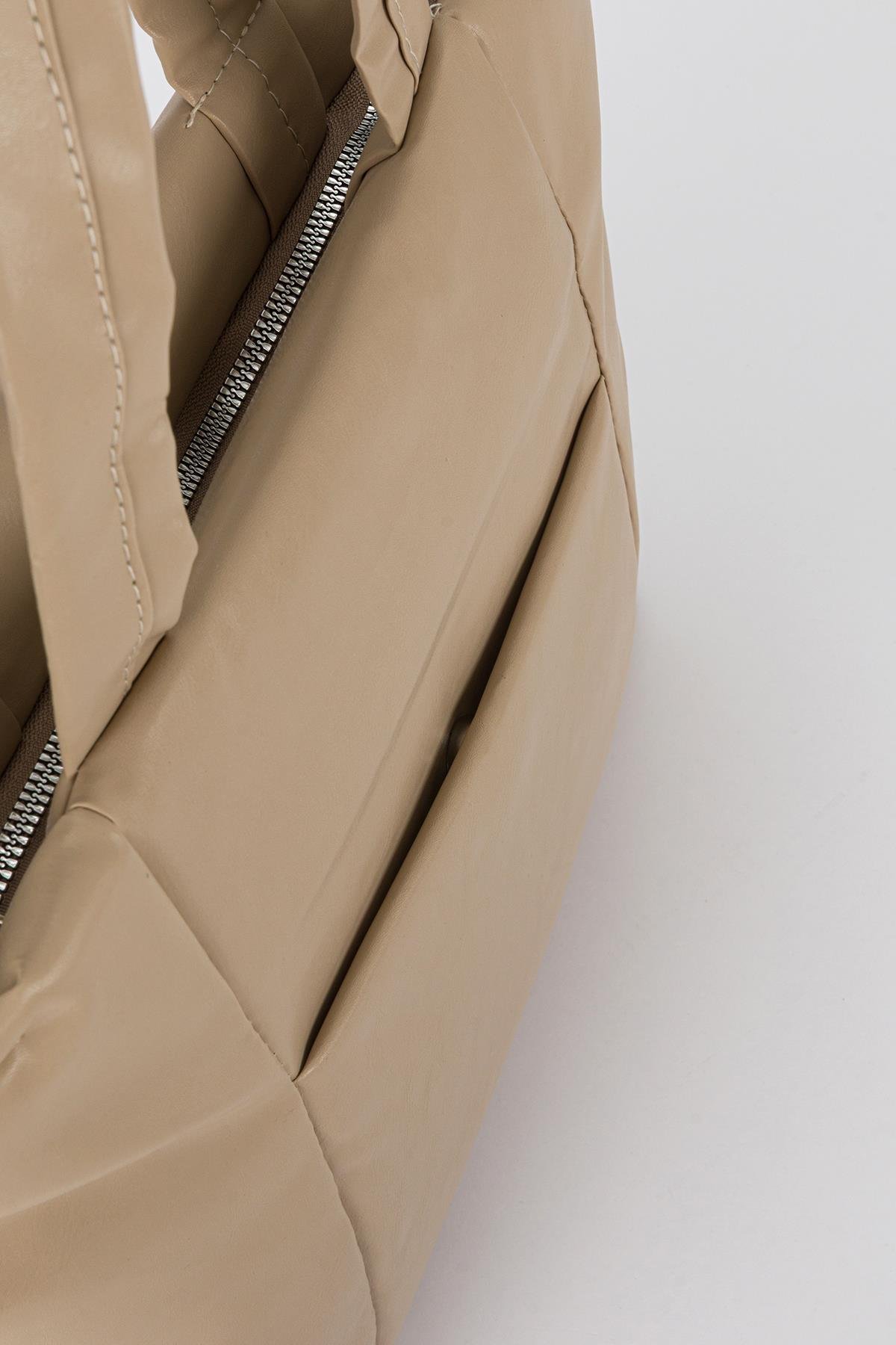 Büyük Soft Deri Omuz Çantası Vizon