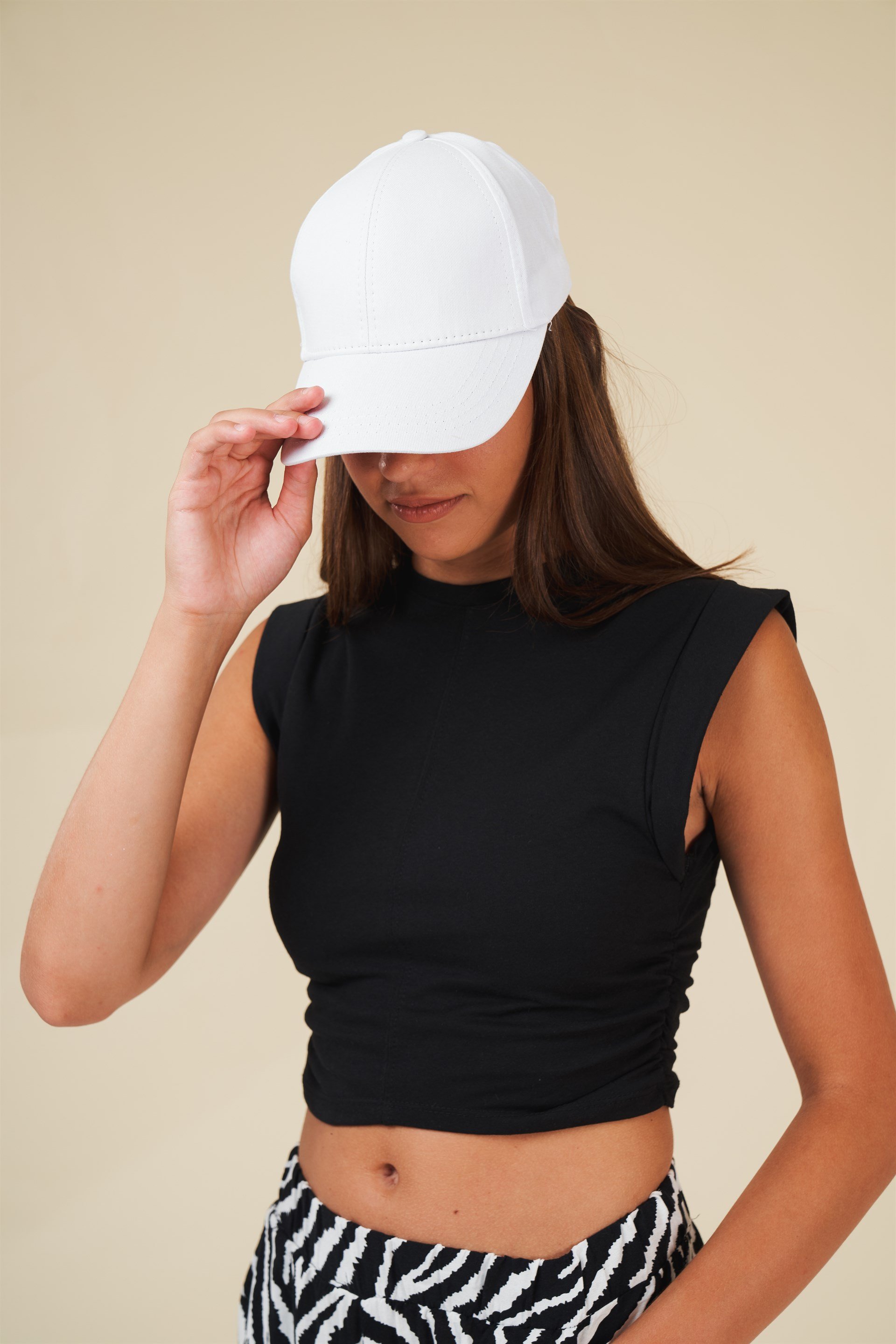 Büzgü Detaylı Kolsuz T-shirt