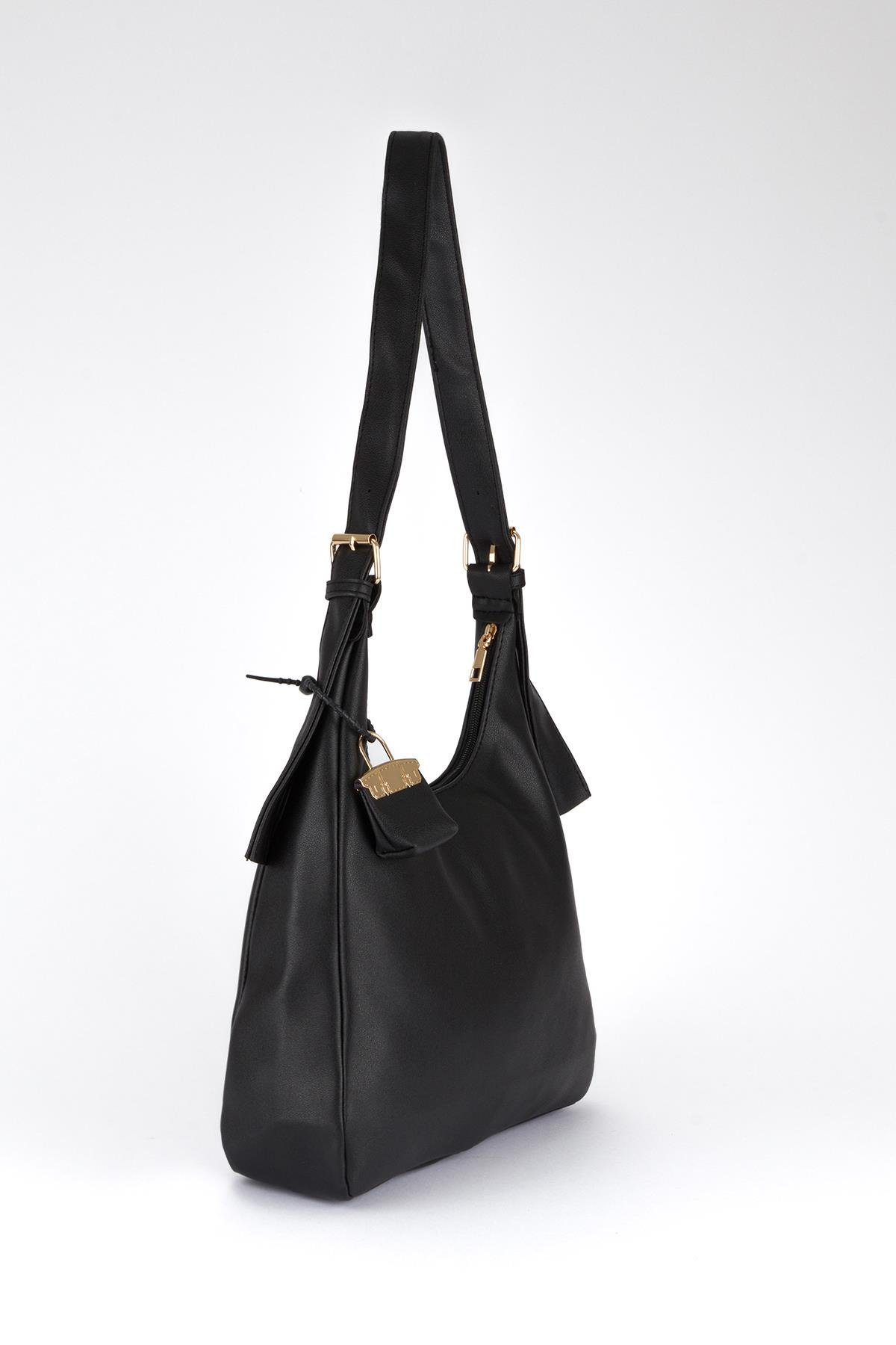 Charmlı Salaş Omuz Çantası Siyah