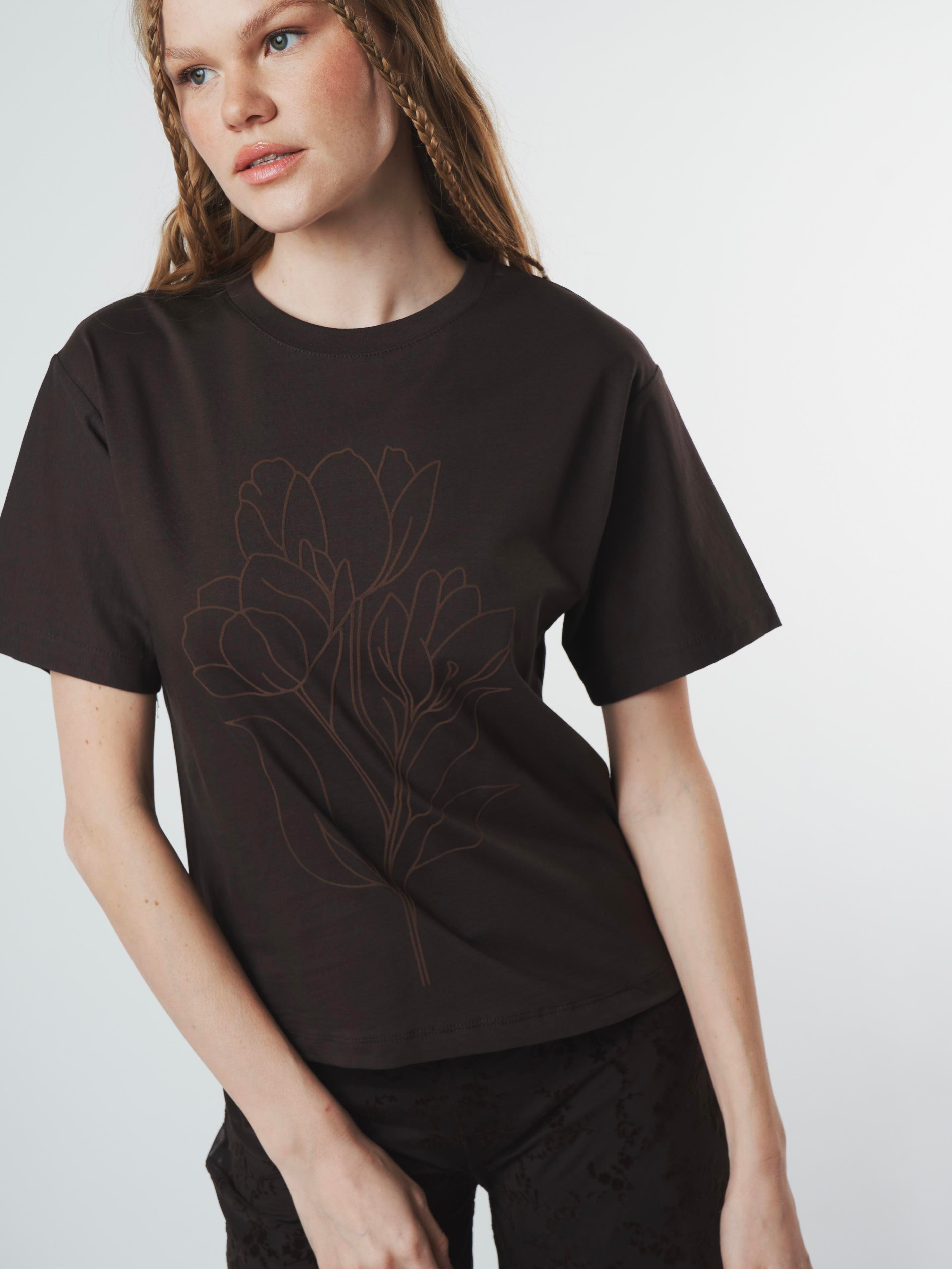 Çiçek Baskılı Kısa Kol T-shirt Kahve