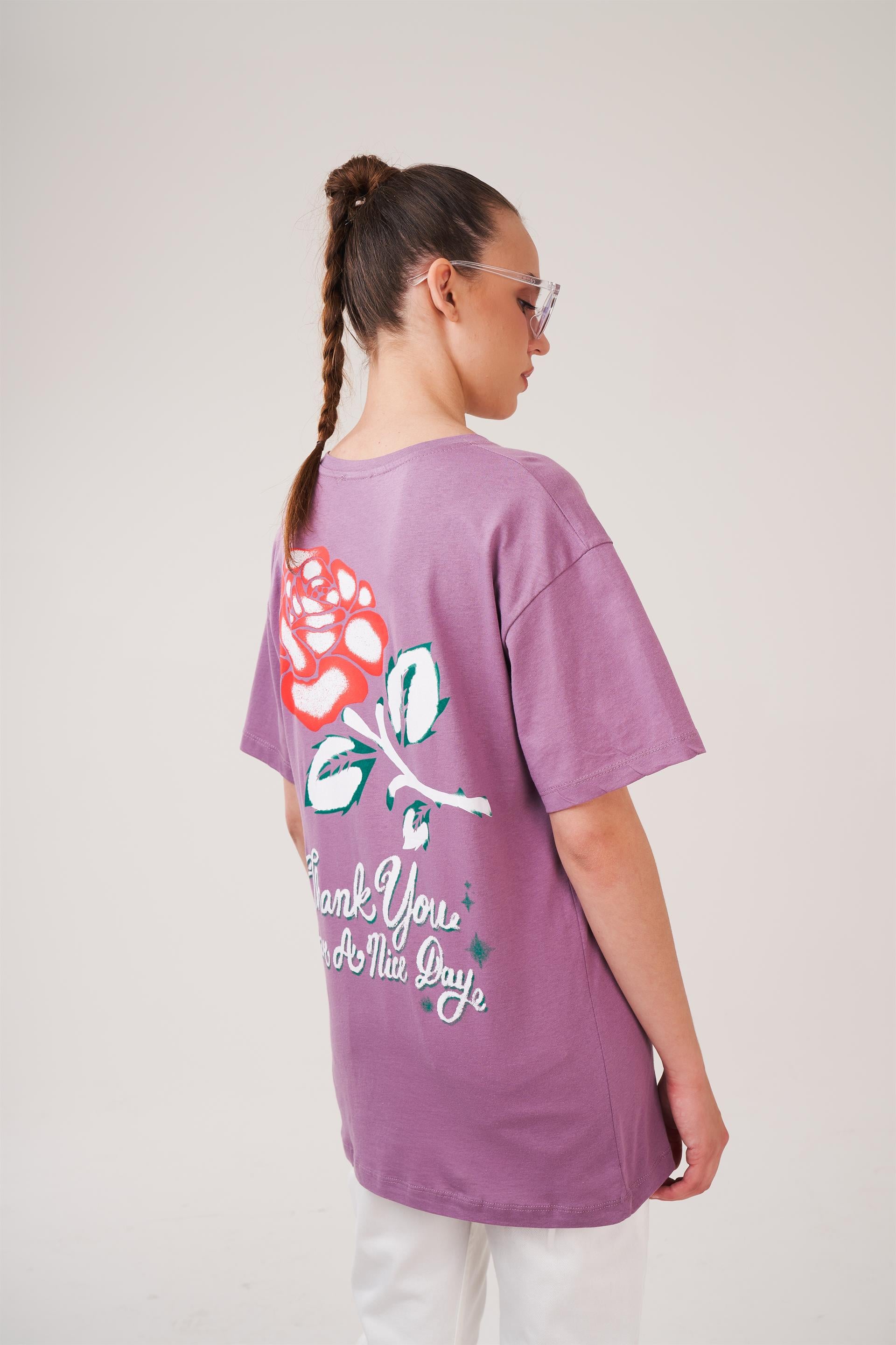 Çiçek Baskılı T-shirt