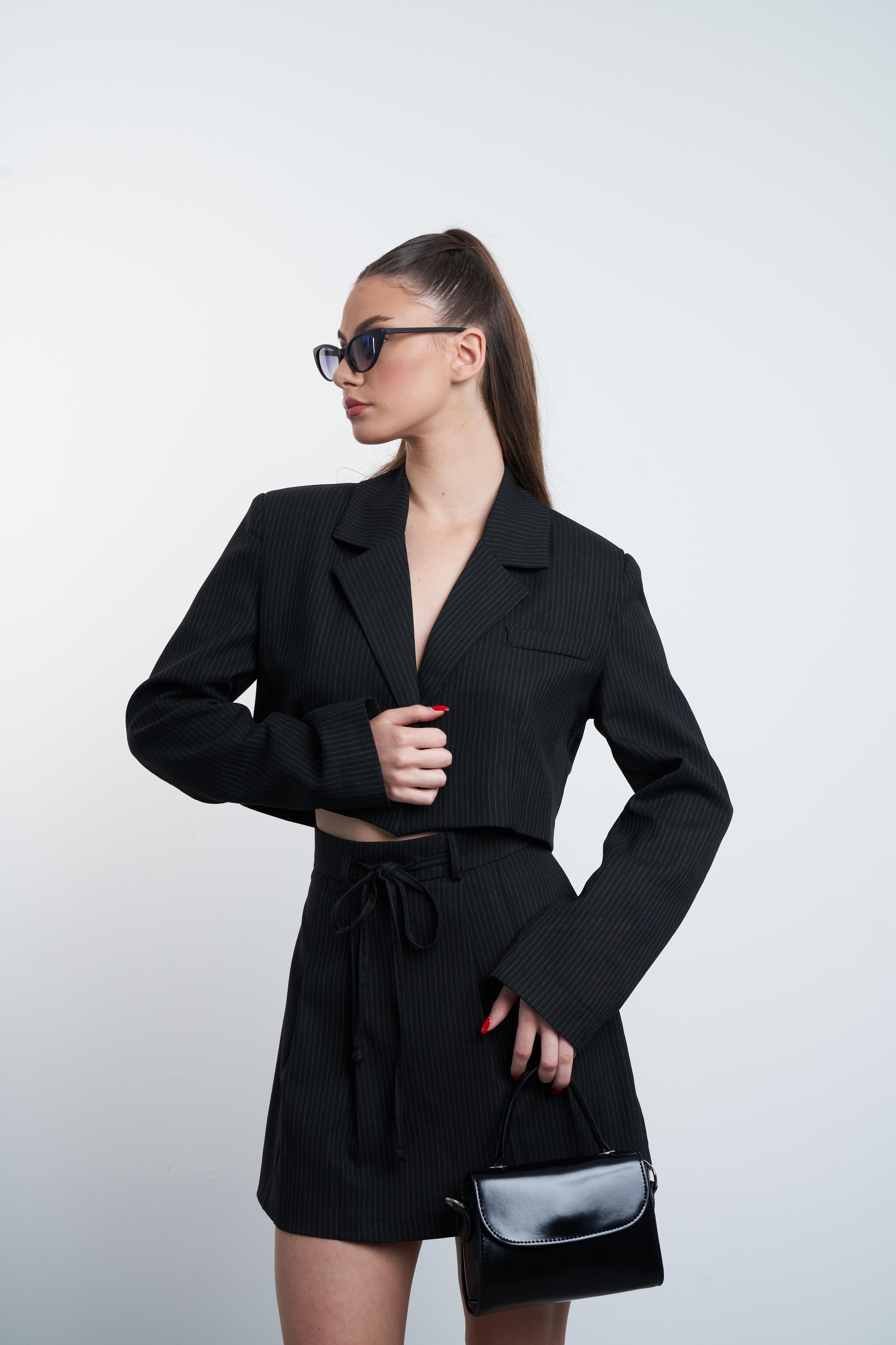 Çizgili Crop Blazer Ceket Siyah