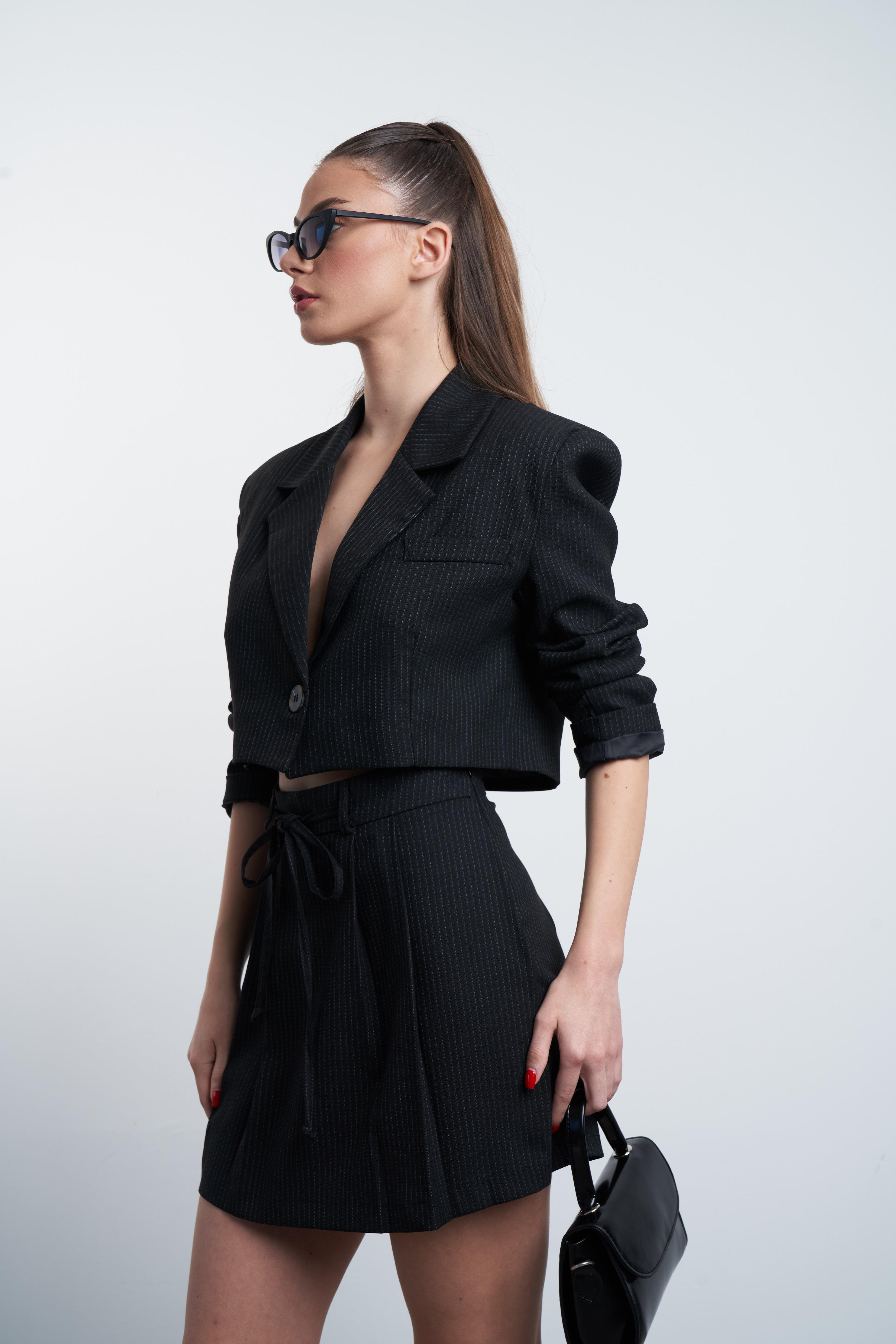 Çizgili Crop Blazer Ceket Siyah