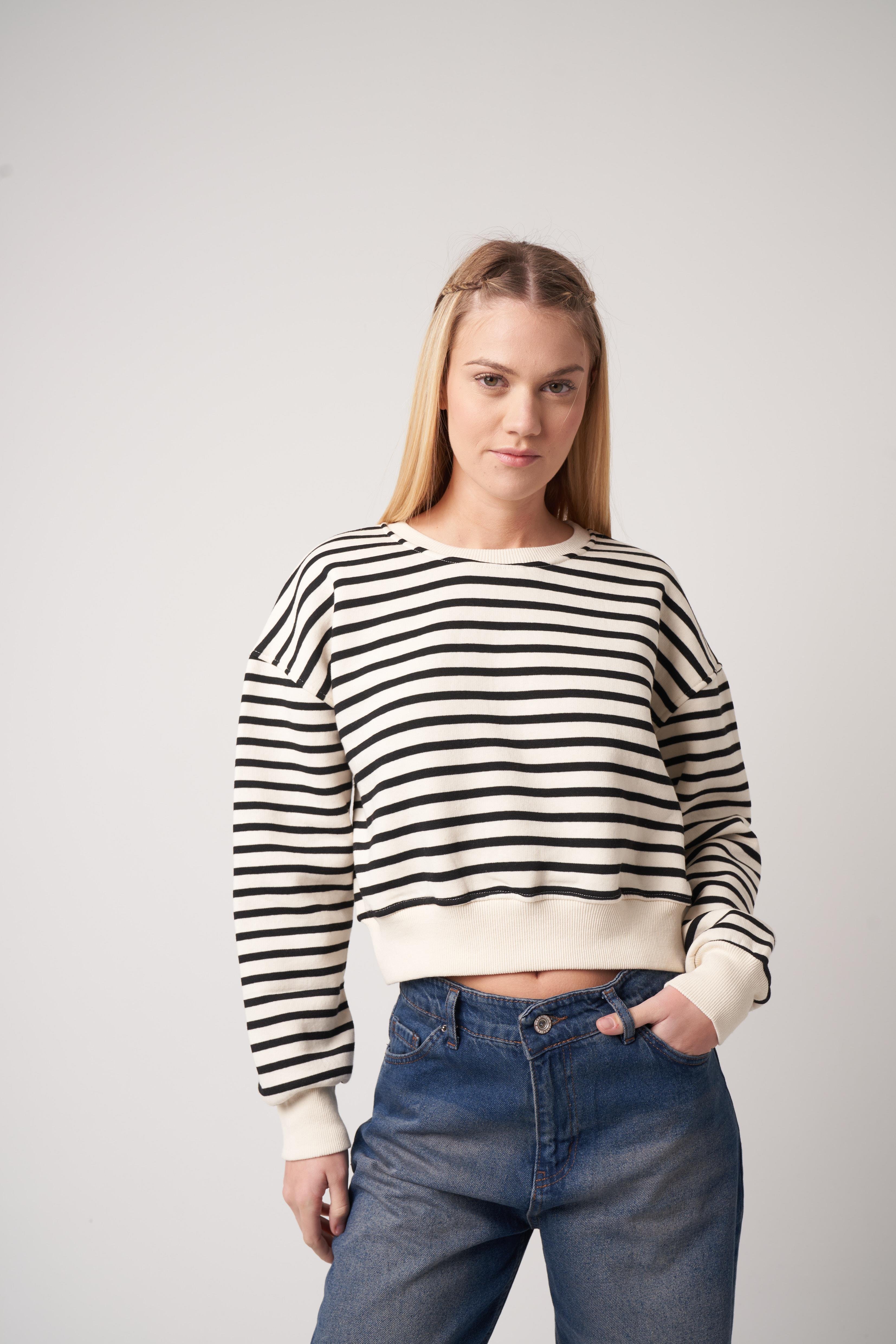 Çizgili Kısa Sweatshirt Ekru-Siyah