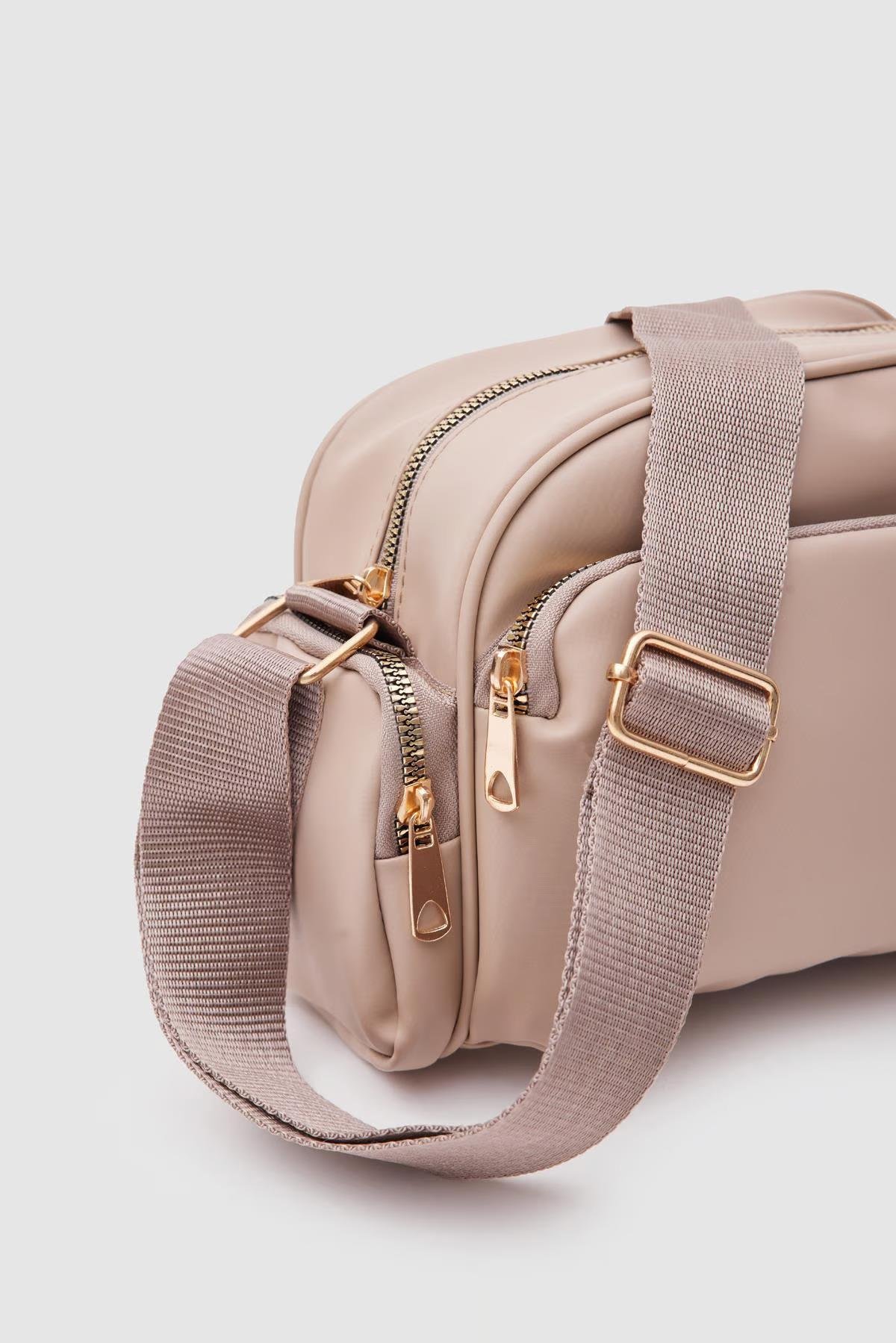 Çok Gözlü Çapraz Çanta Bej