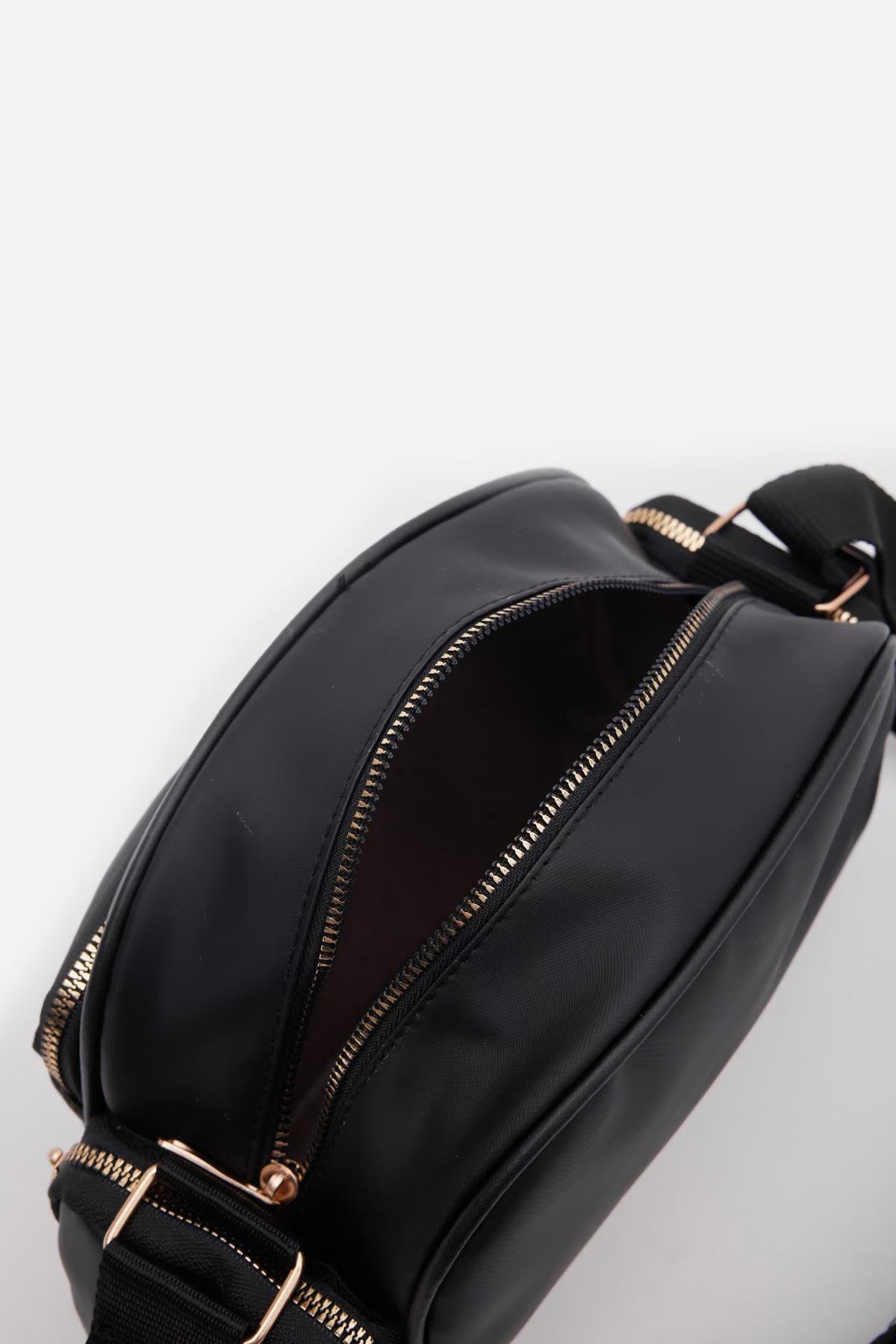 Çok Gözlü Çapraz Çanta Siyah