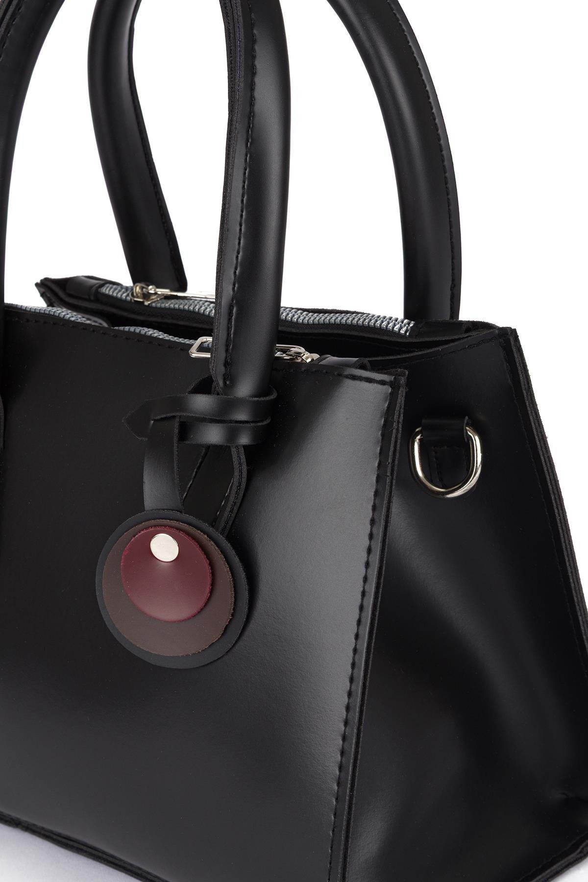 Çok Gözlü El Ve Çapraz Çanta Siyah