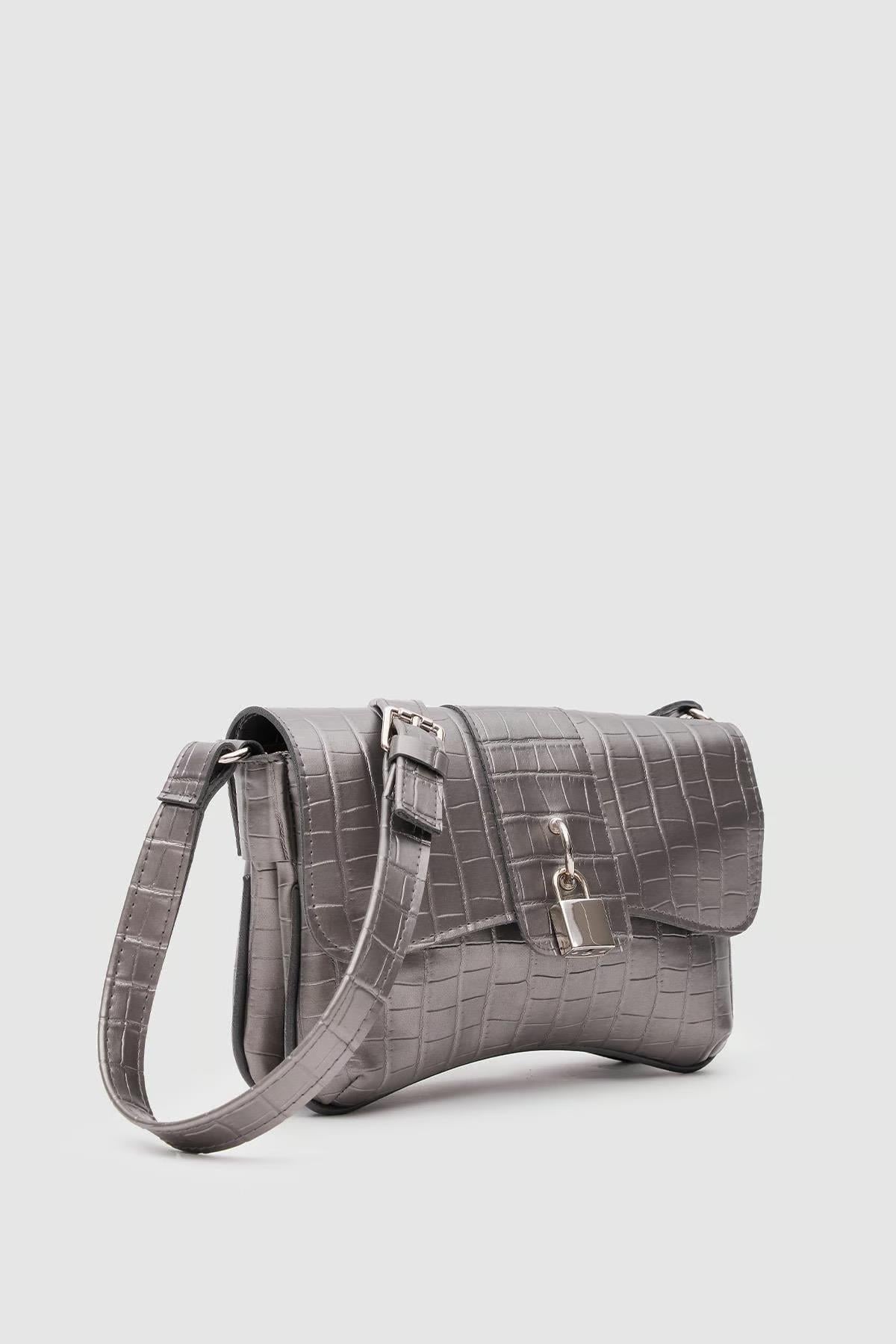 Croco Kilit Detaylı Çapraz Çanta Gümüş