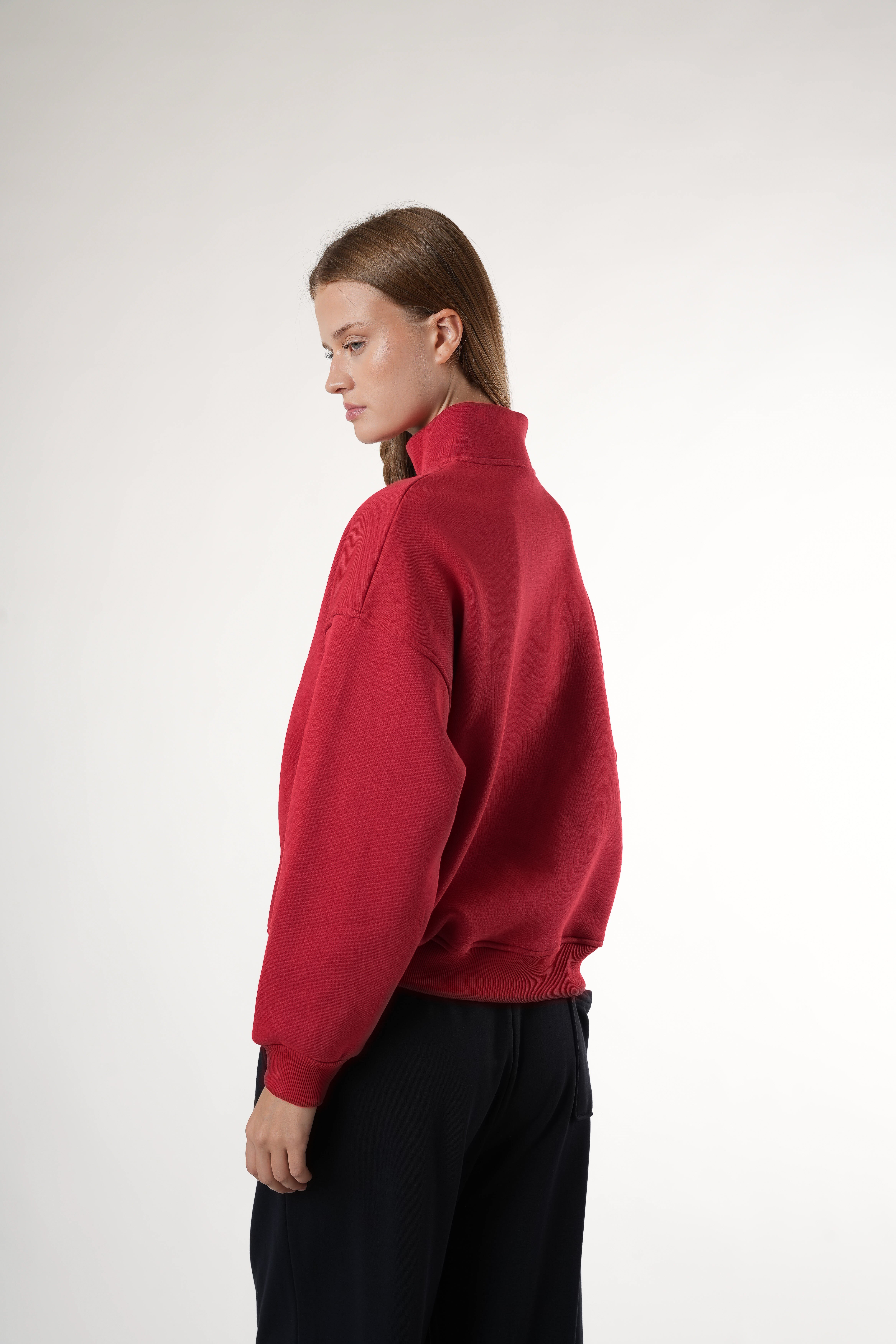 Dik Yaka Şardonlu Sweatshirt Kırmızı