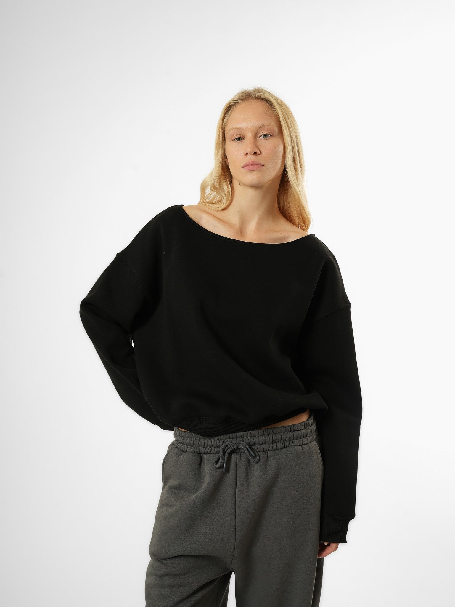 Düşük Omuz Şardonlu Sweatshirt Siyah