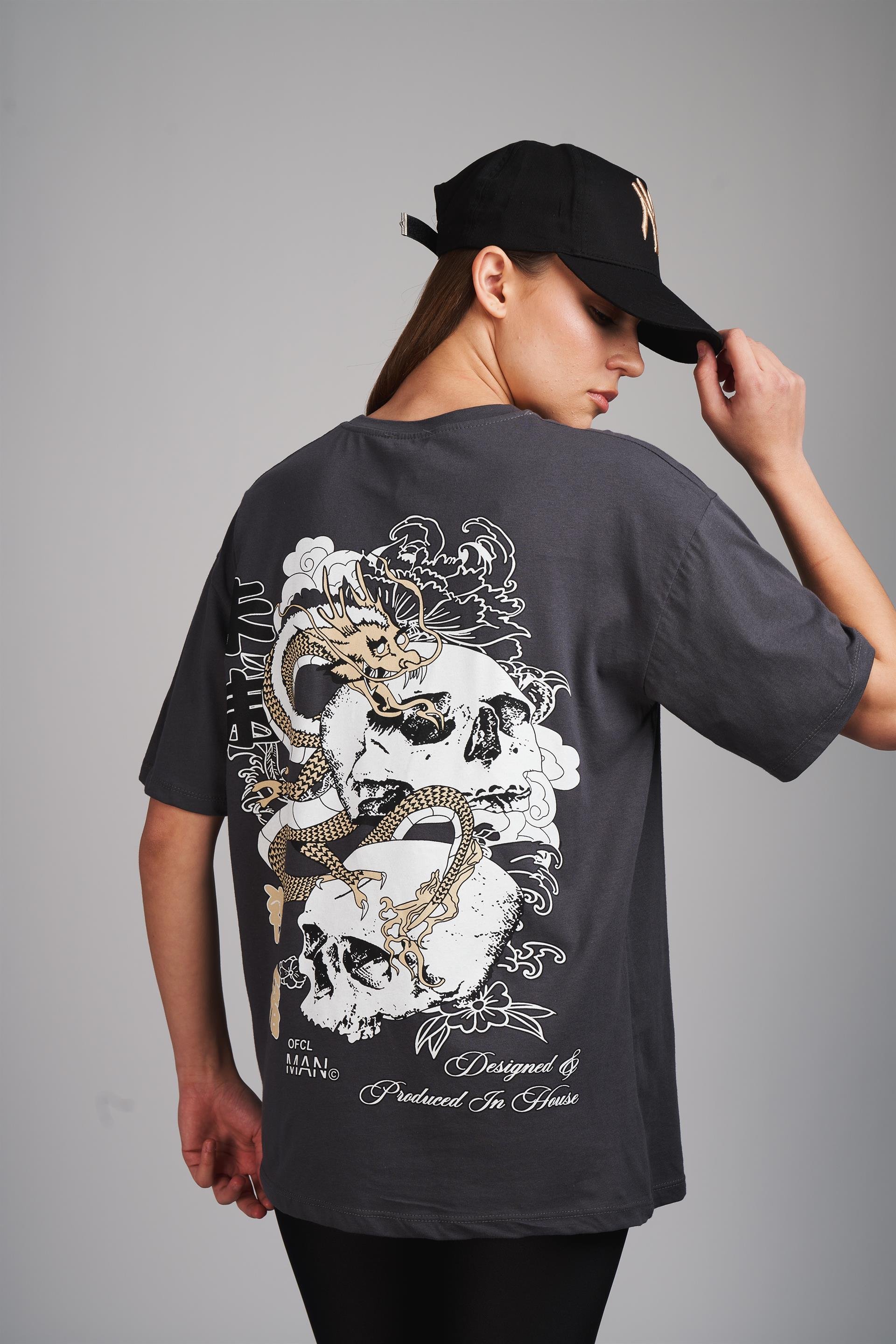 Ejderha Baskılı T-shirt