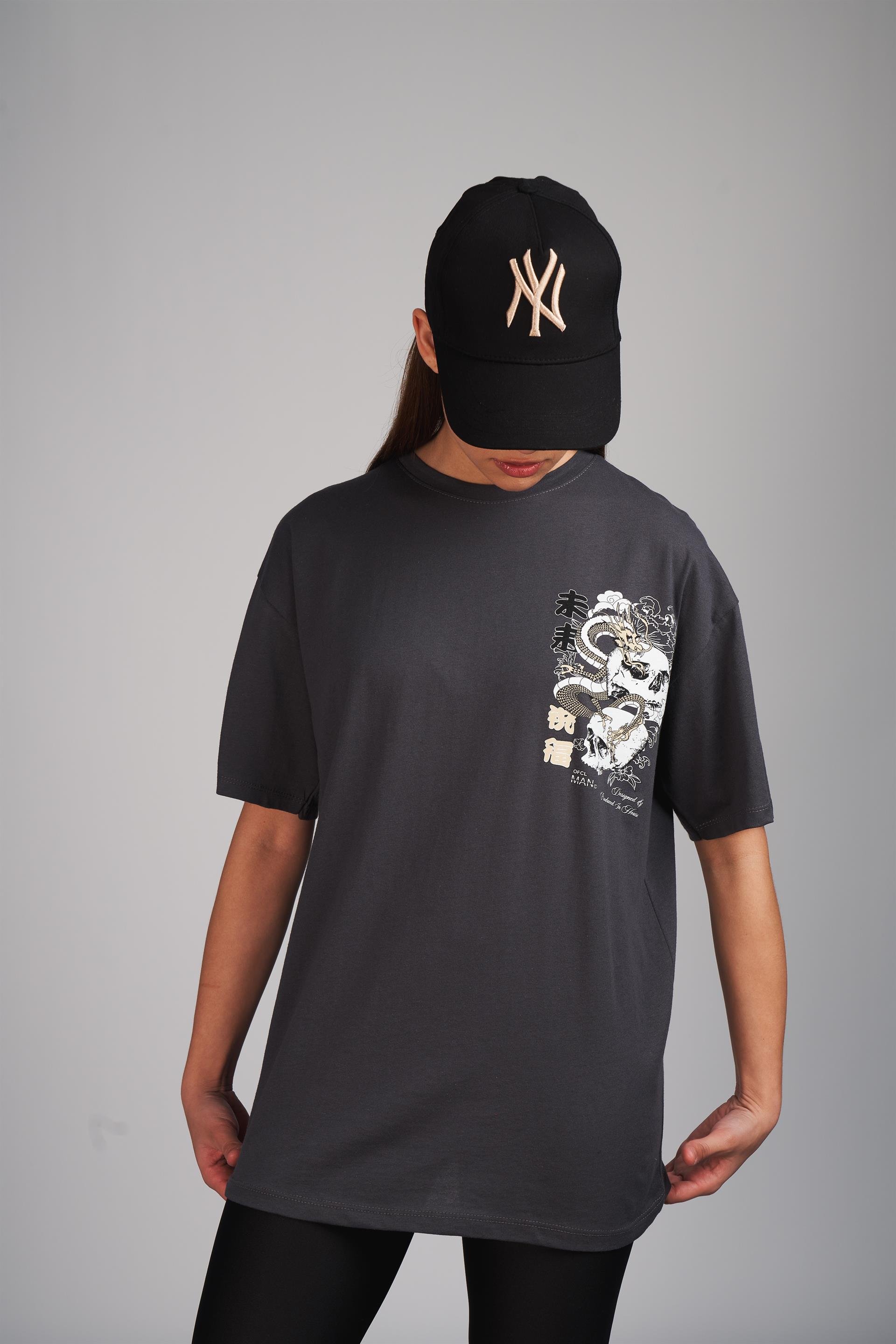 Ejderha Baskılı T-shirt