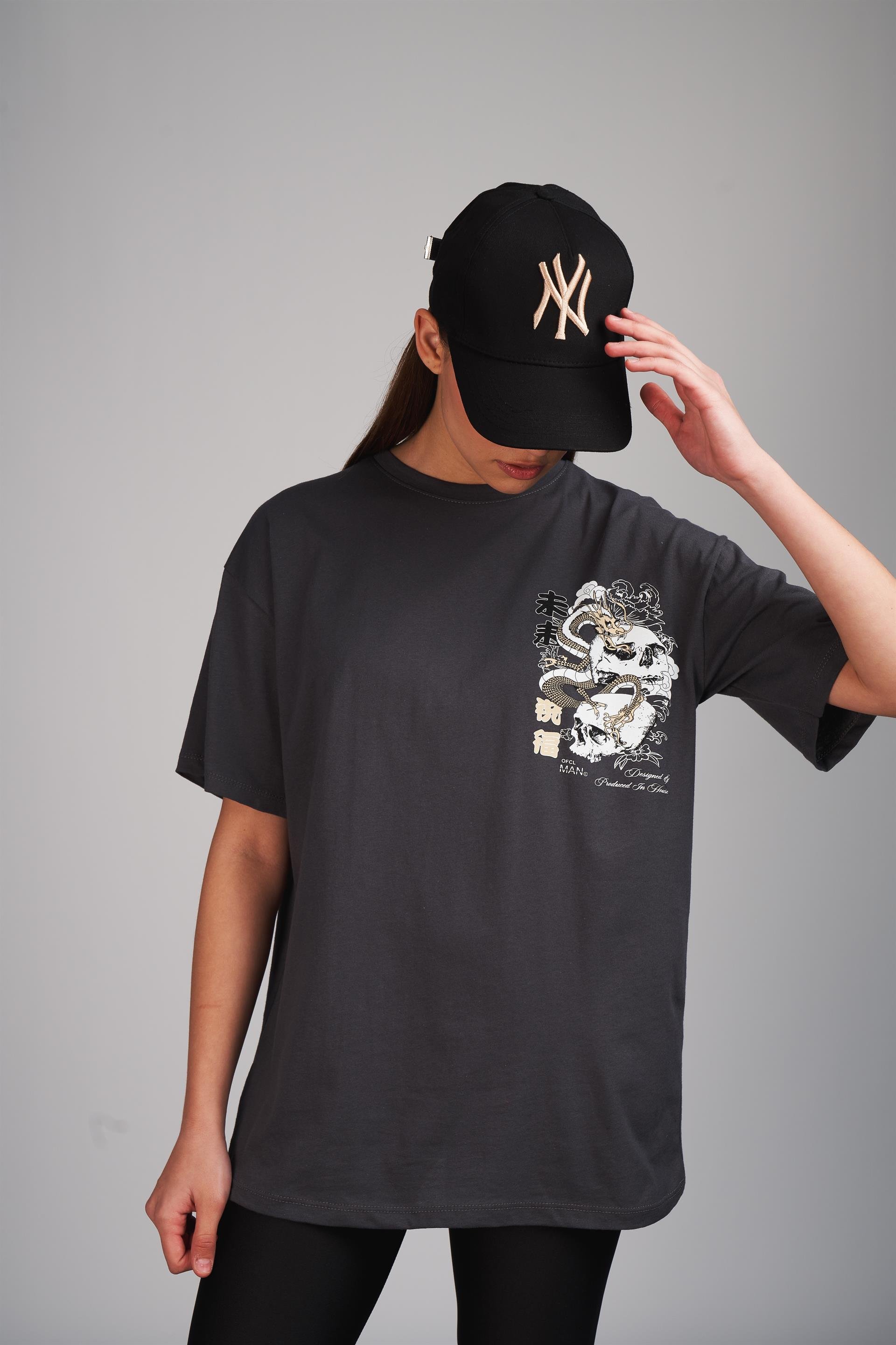 Ejderha Baskılı T-shirt