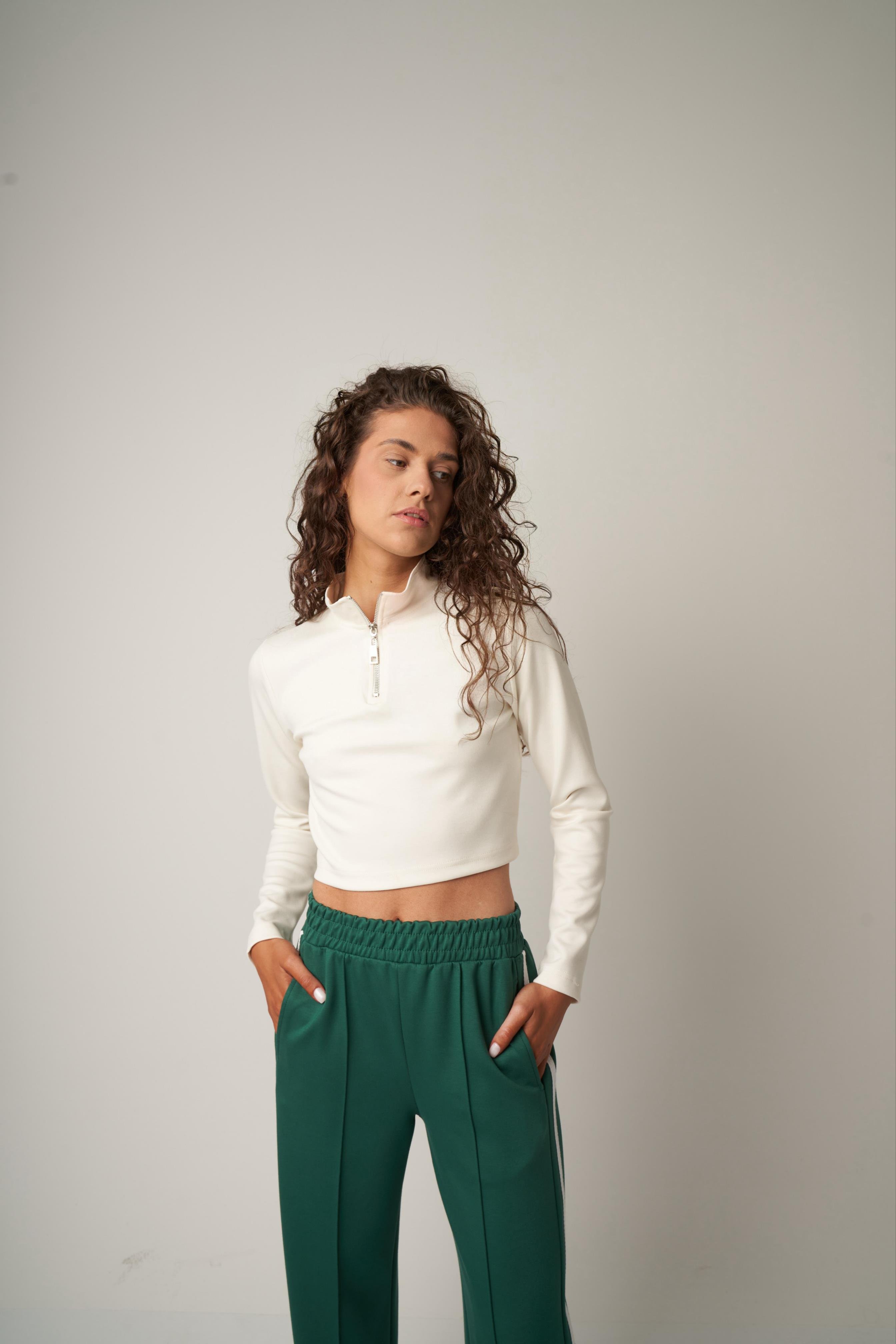 Fermuar Detaylı Kısa Sweatshirt Ekru