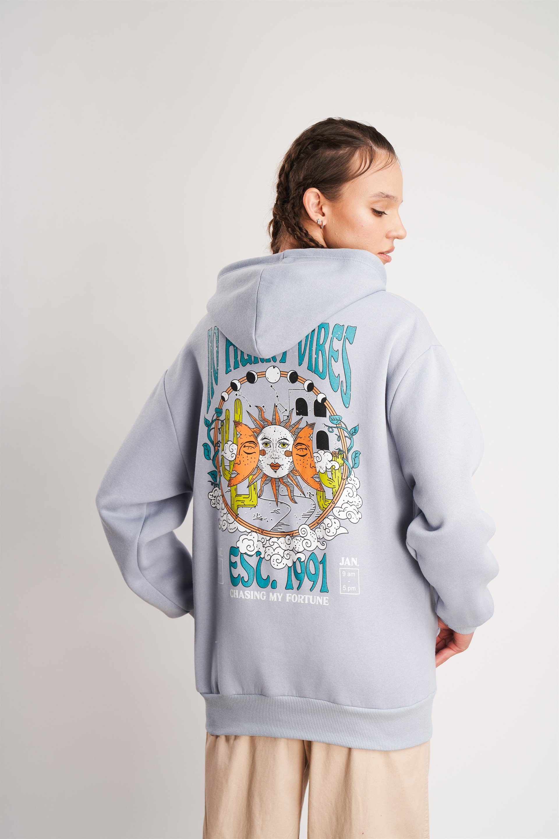 Güneş Ay Baskılı Sweatshirt