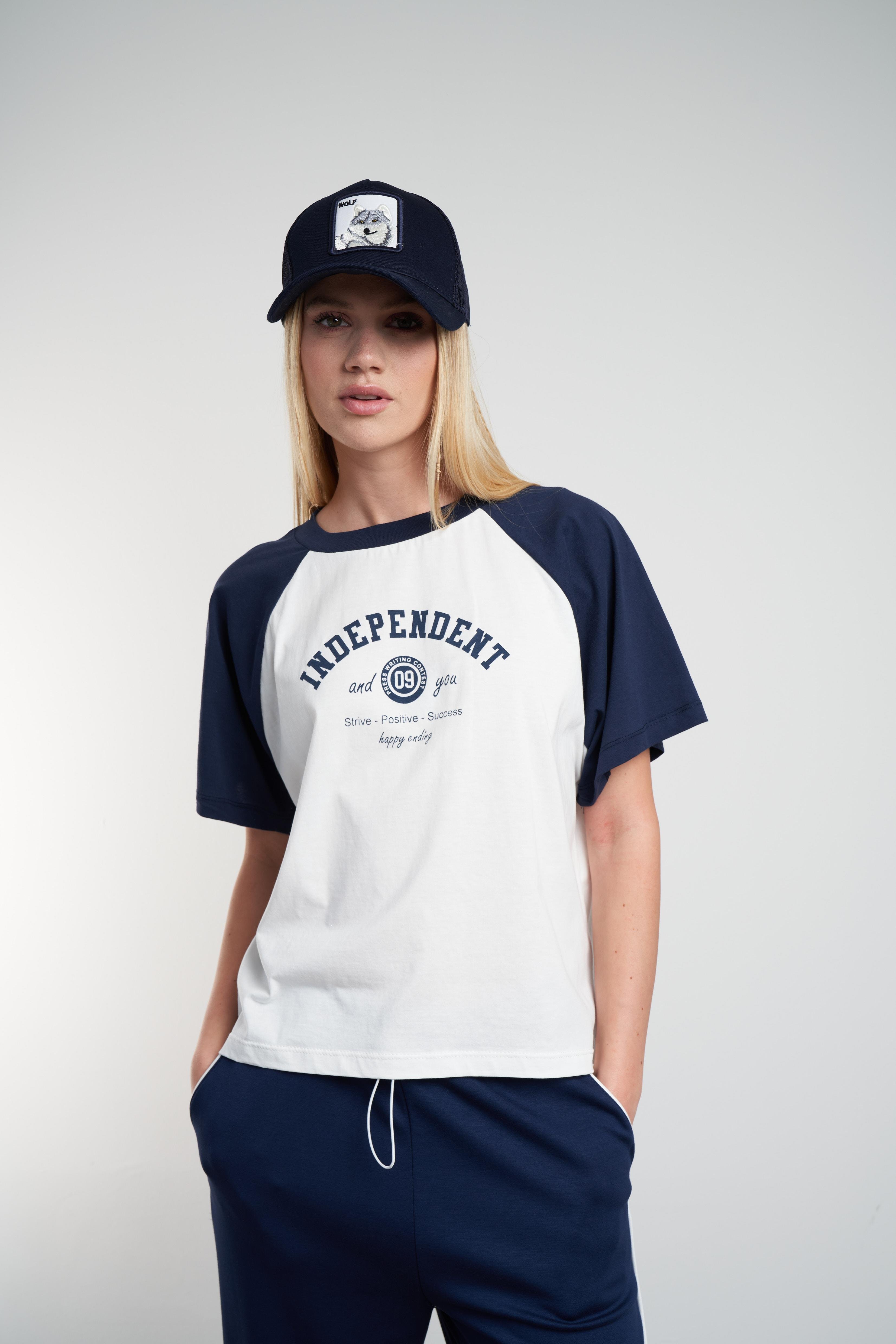 Independent Baskılı T-shirt Ekru-Lacivert
