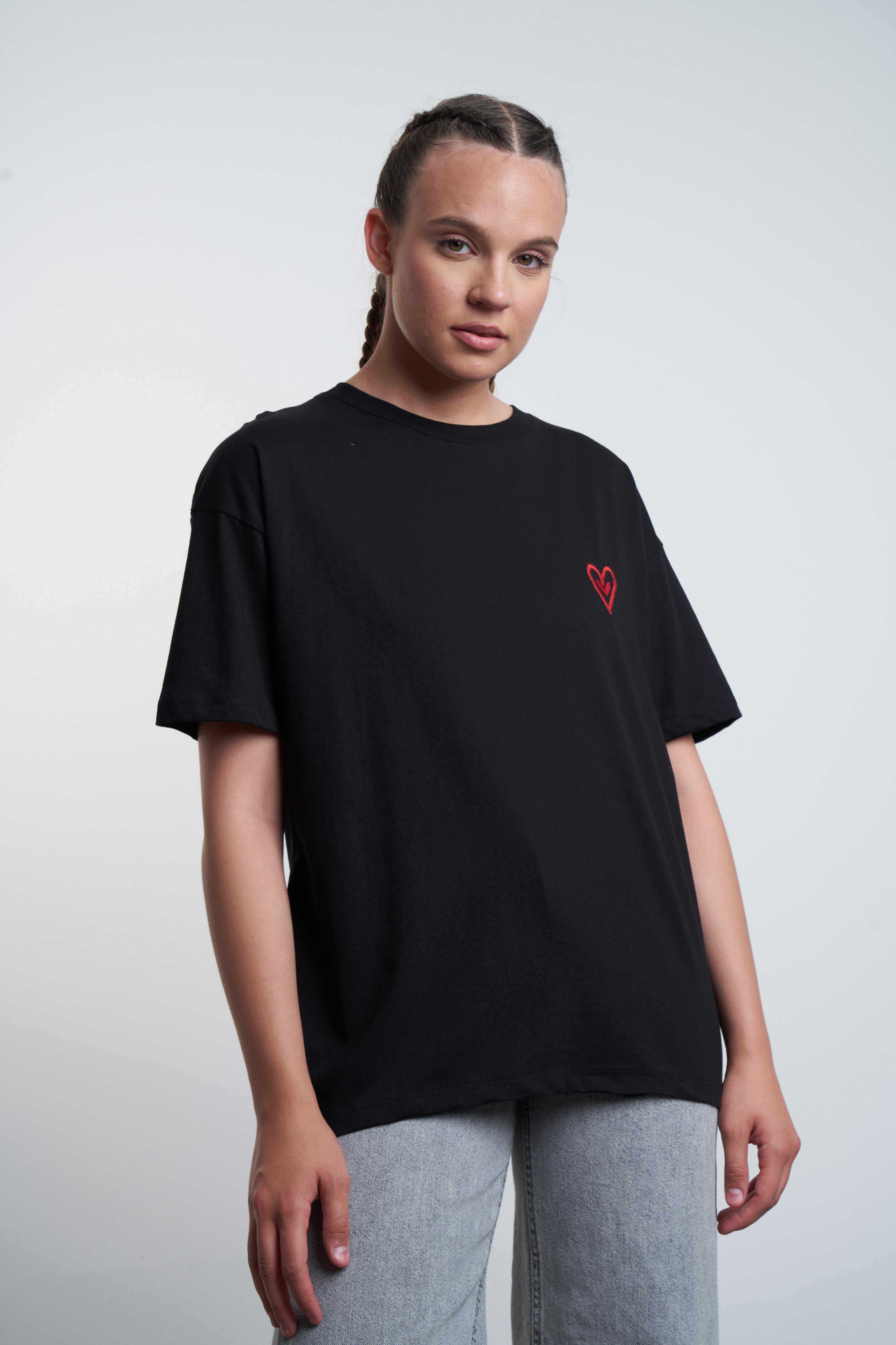 Kalp İçi Kalp Nakış Baskılı T-shirt Siyah
