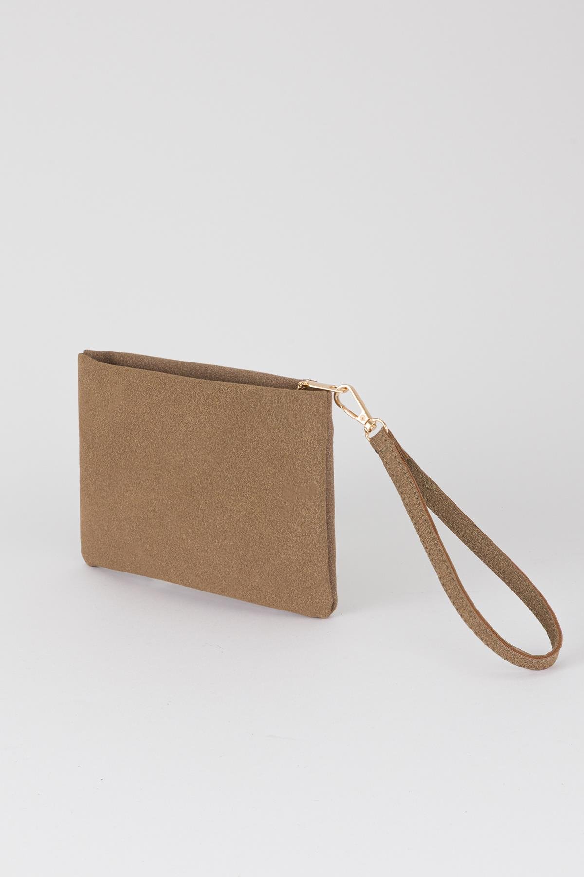 Kalp Troklu Clutch Çanta Vizon