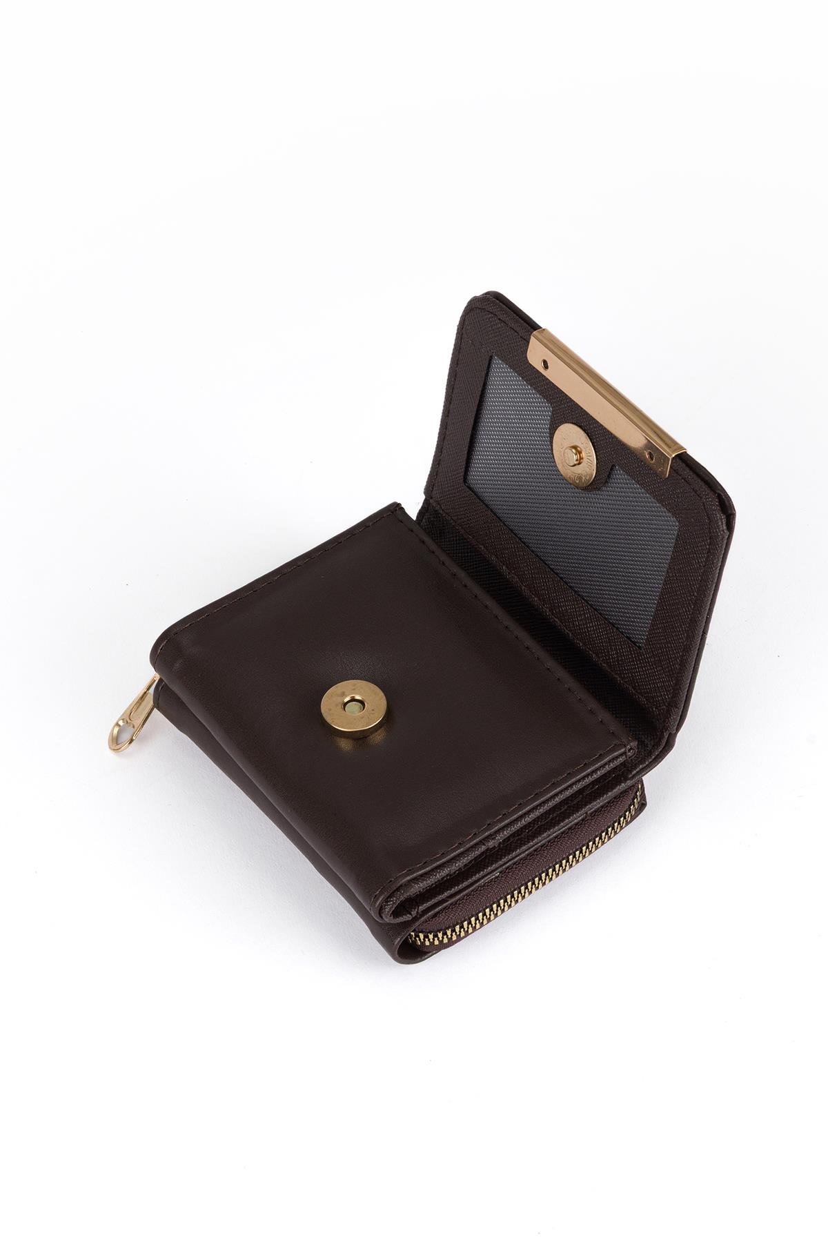 Kapaklı Metal Aksesuar Cüzdan Kahve