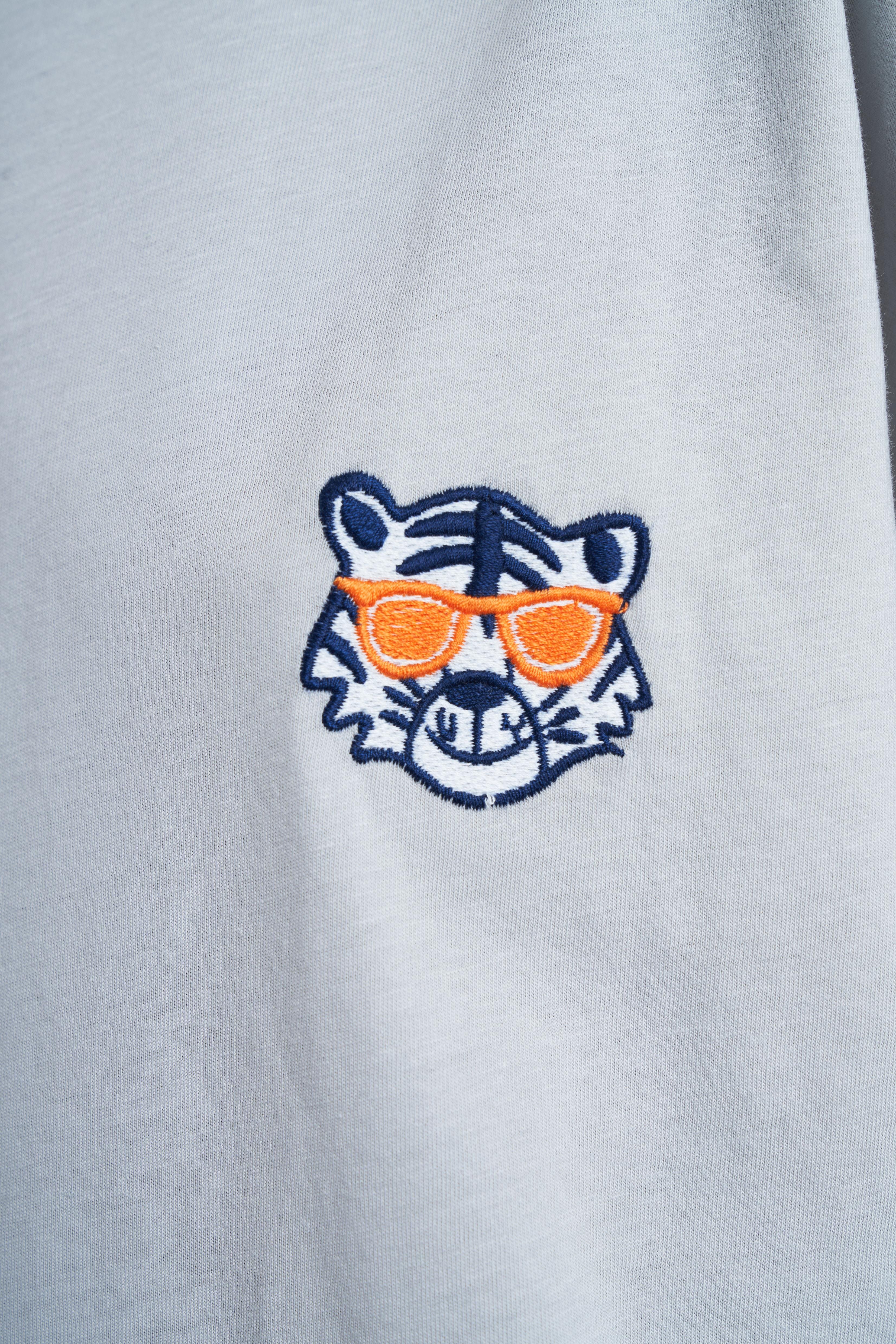 Kaplan Nakış Baskılı T-shirt Açık Gri