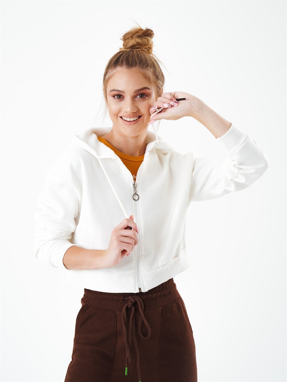 Kapüşonlu Şardonlu Kısa Sweatshirt Ceket