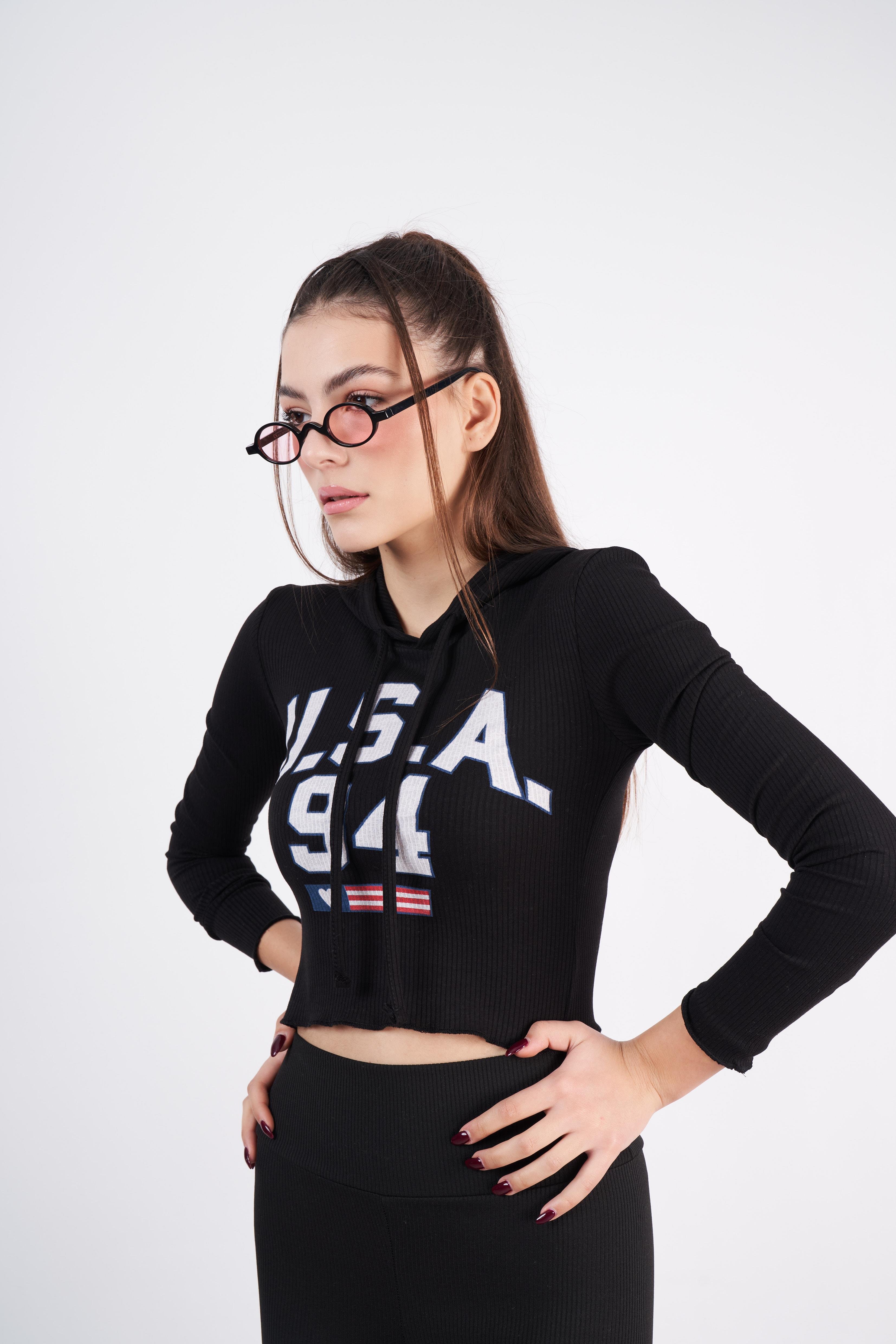 Kapüşonlu USA Baskılı Kısa Sweatshirt Siyah
