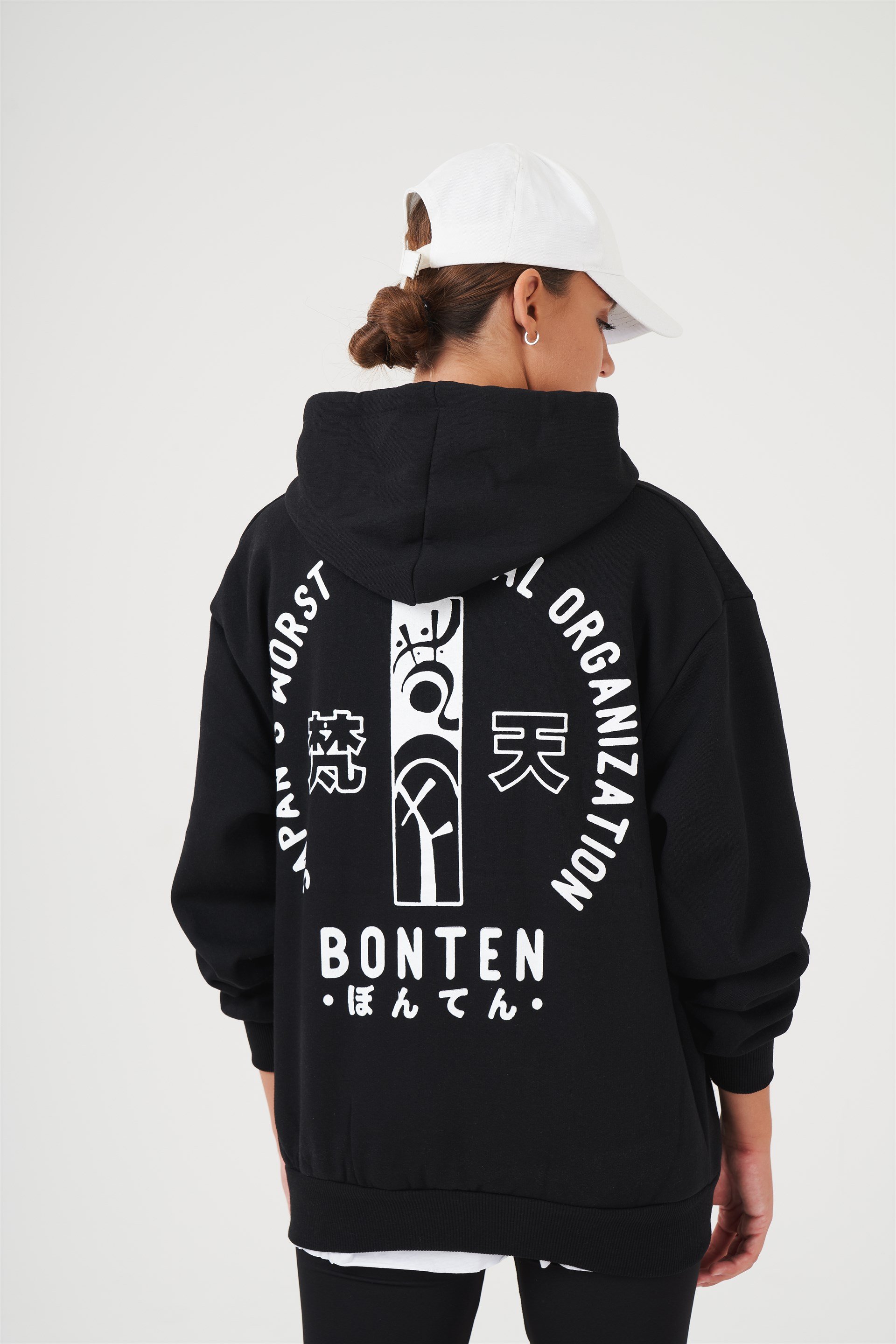 Kapüşonlu Yazı Baskılı Sweatshirt